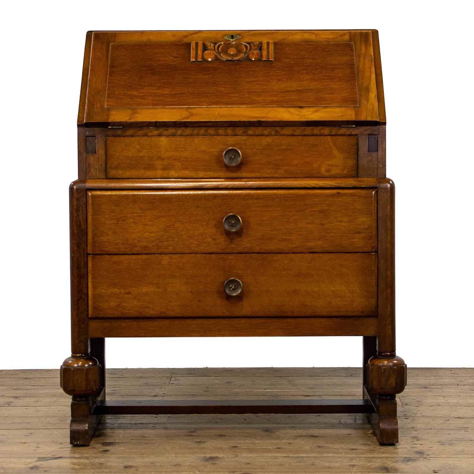 Vintage Oak Bureau (1 of 10) Vintage Oak Bureau (1 of 10)