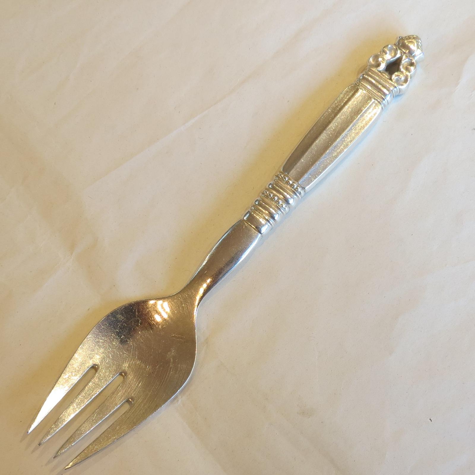 Georg Jensen – Silver Acorn Serving Fork (1 of 6)