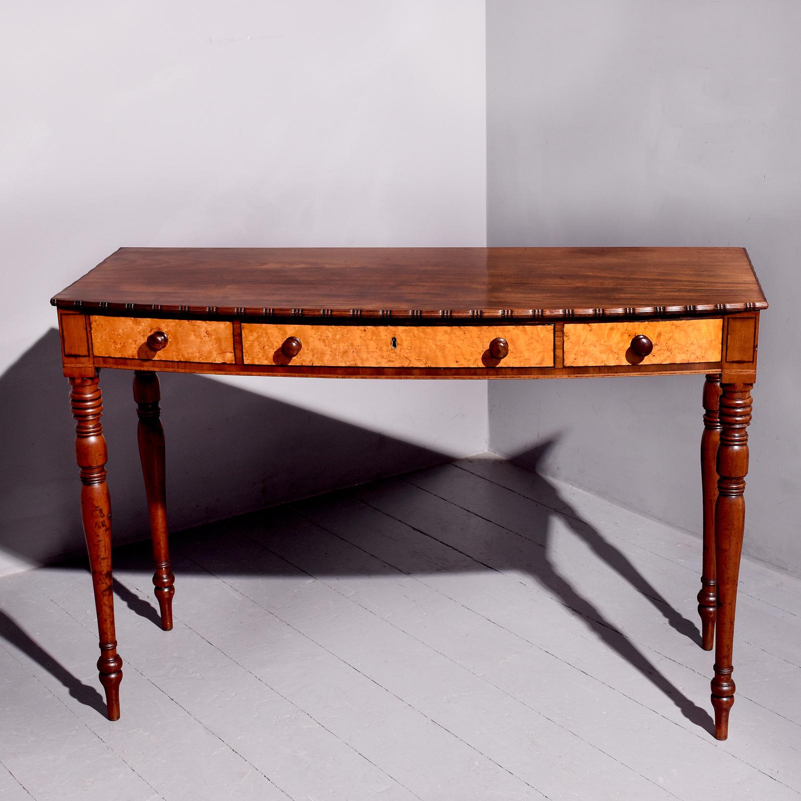 Stylish Scottish Bow-fronted Side Table (1 of 9) Stylish Scottish Bow-fronted Side Table (1 of 9)