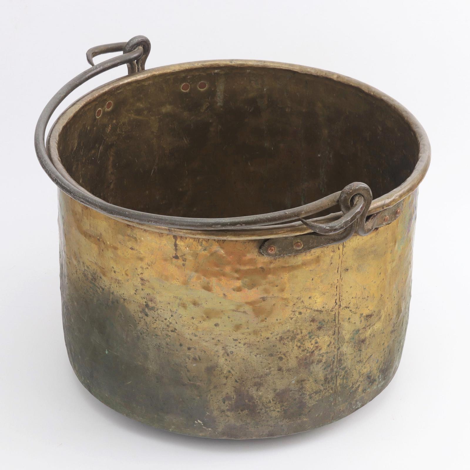 Large Age Patinated Brass Log Bin with Iron Swing Handle C1875 (1 of 9) Large Age Patinated Brass Log Bin with Iron Swing Handle C1875 (1 of 9)