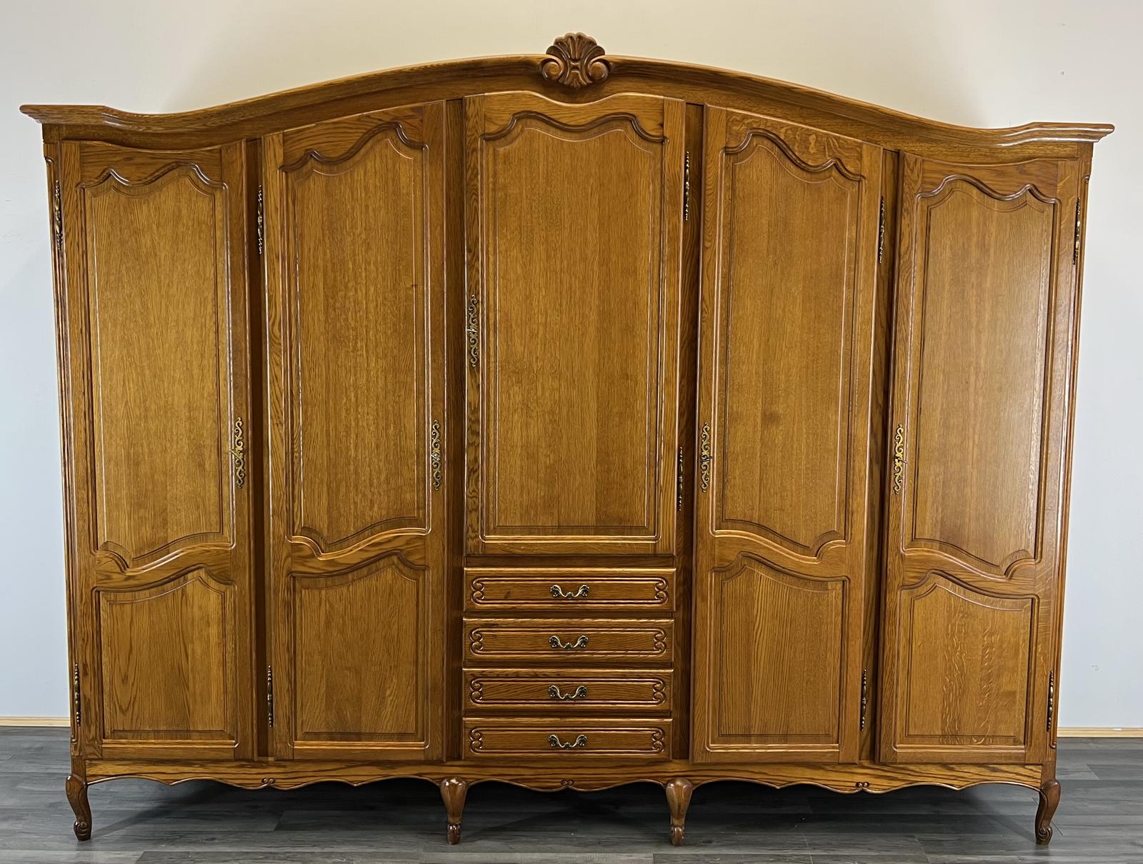 Amazing French Carved 5 Door Armoire Wardrobe (1 of 8) Amazing French Carved 5 Door Armoire Wardrobe (1 of 8)