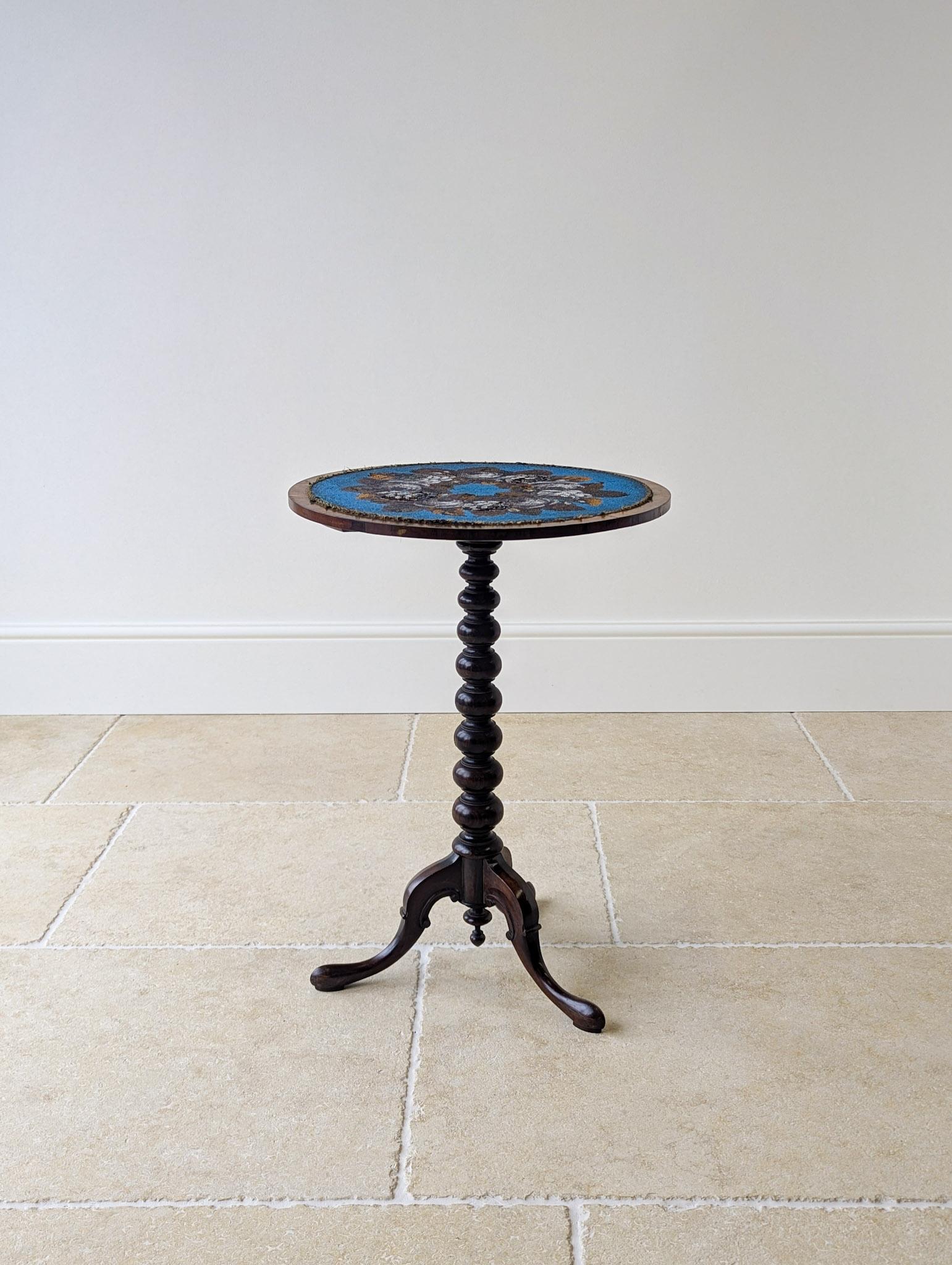 Antique William IV Rosewood Beadwork Tripod Wine Table c.1830 (1 of 18) Antique William IV Rosewood Beadwork Tripod Wine Table c.1830 (1 of 18)