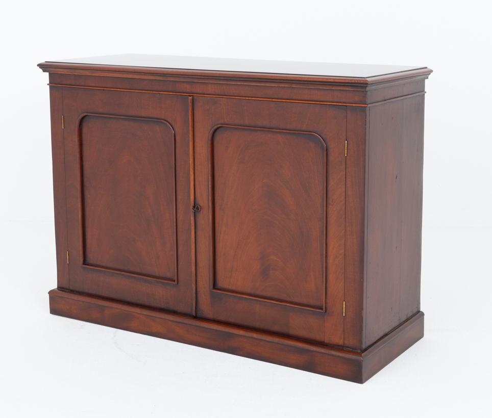 Victorian Mahogany 2 Door Side Cabinet (1 of 6)