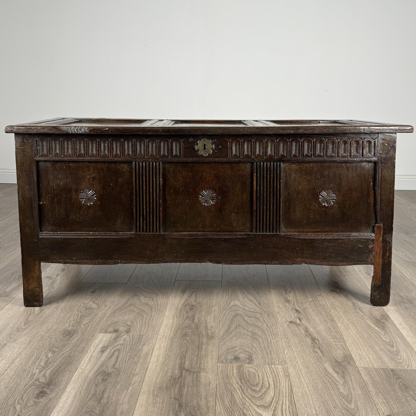 Antique 18th Century Coffer / Blanket Box in Oak (1 of 10) Antique 18th Century Coffer / Blanket Box in Oak (1 of 10)