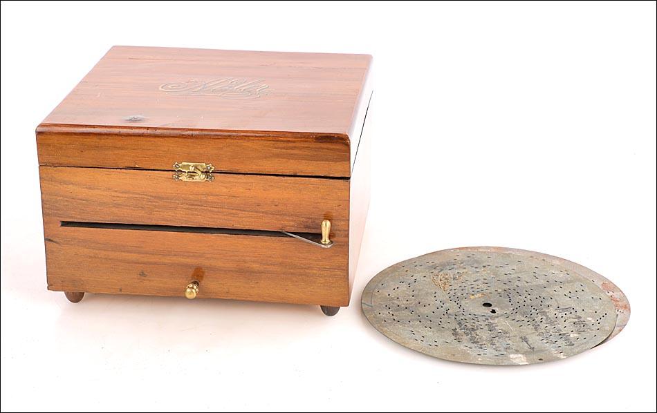 Antique Adler Mahogany Disc Music Box, Germany Ca. 1900 (1 of 14)