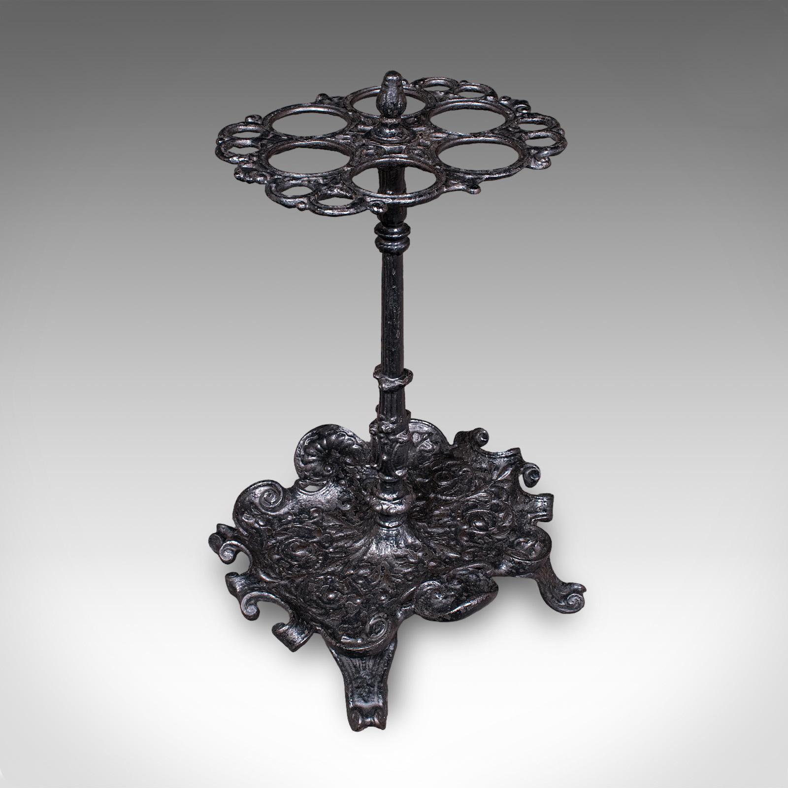 Antique Reception Hall Umbrella Stand, English, Cast Iron, Stick Loop - Victorian (1 of 10) Antique Reception Hall Umbrella Stand, English, Cast Iron, Stick Loop - Victorian (1 of 10)