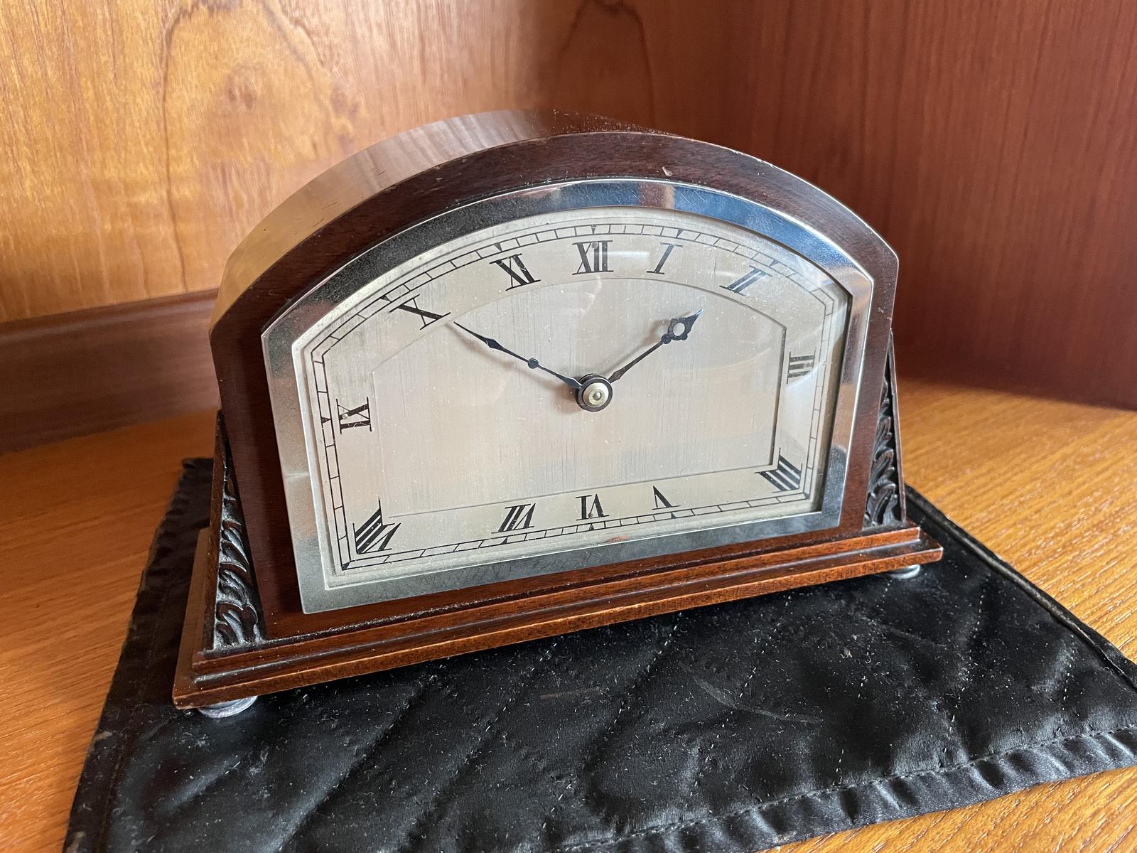 Art Deco Mantel Clock (1 of 8)