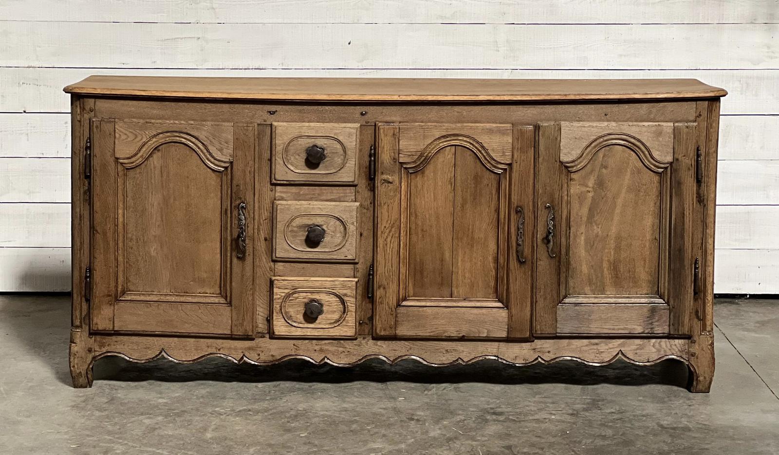 French Bleached Oak Early Enfilade (1 of 1) French Bleached Oak Early Enfilade (1 of 1)