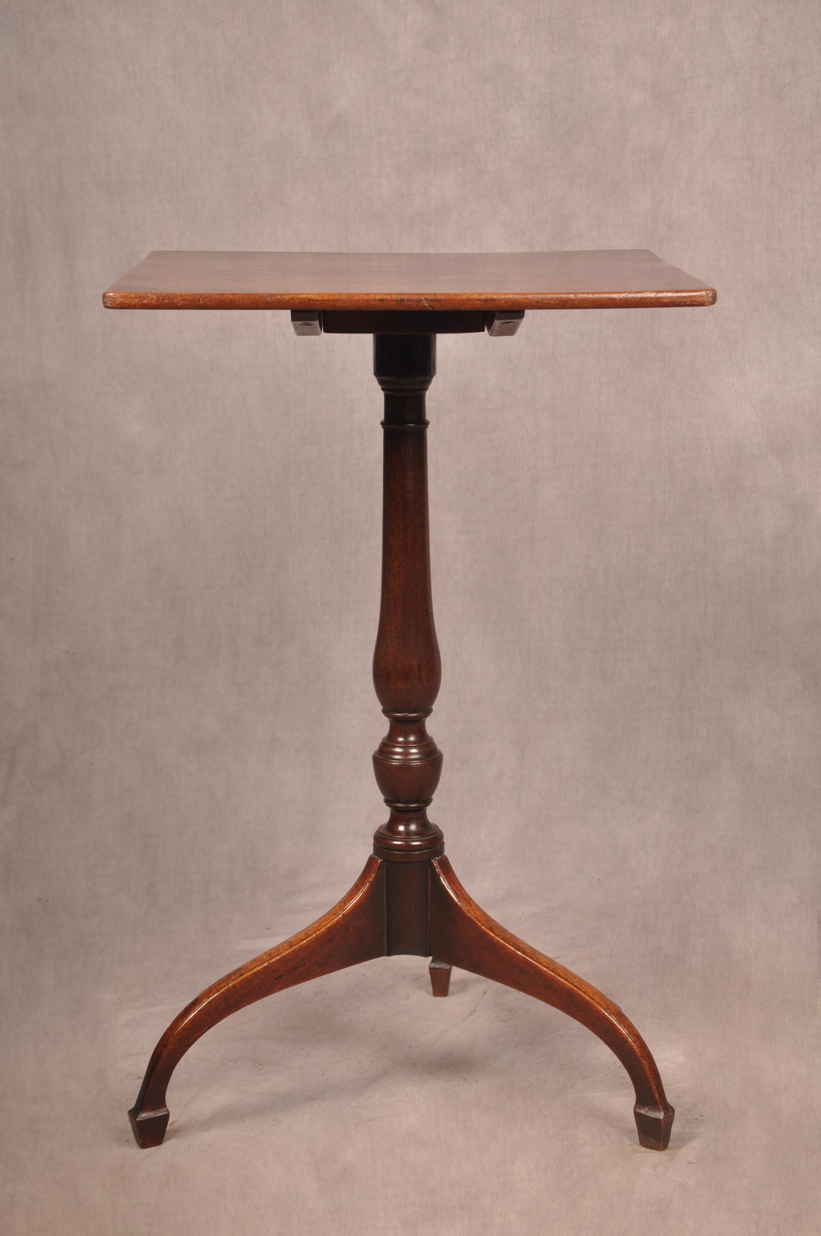 Late 18th Century Mahogany Wine Table (1 of 5)