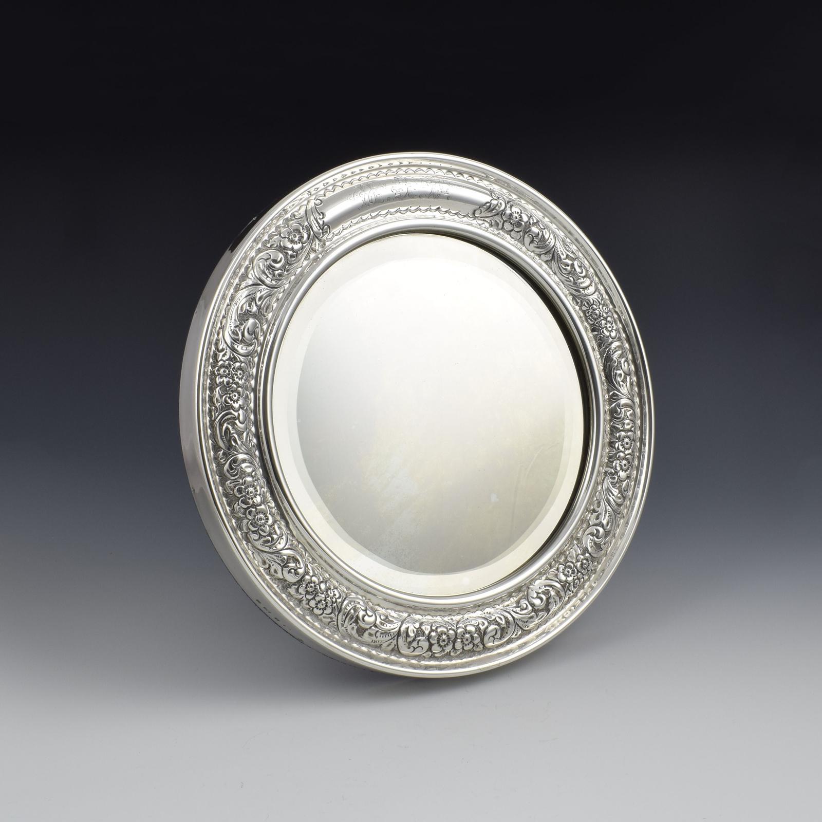 Large Late Victorian Circular Silver Easel Back Dressing Table Mirror (1 of 9) Large Late Victorian Circular Silver Easel Back Dressing Table Mirror (1 of 9)