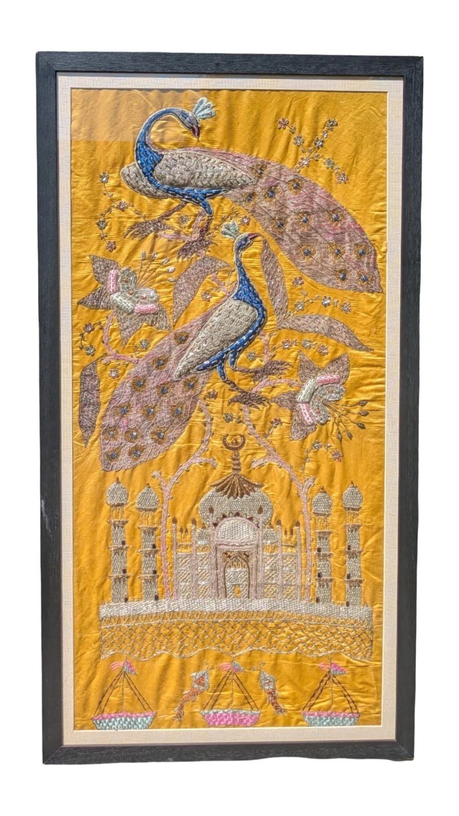 Beautiful Indian Embroidery on Silk Taj Mahal & Peacocks (1 of 11) Beautiful Indian Embroidery on Silk Taj Mahal & Peacocks (1 of 11)