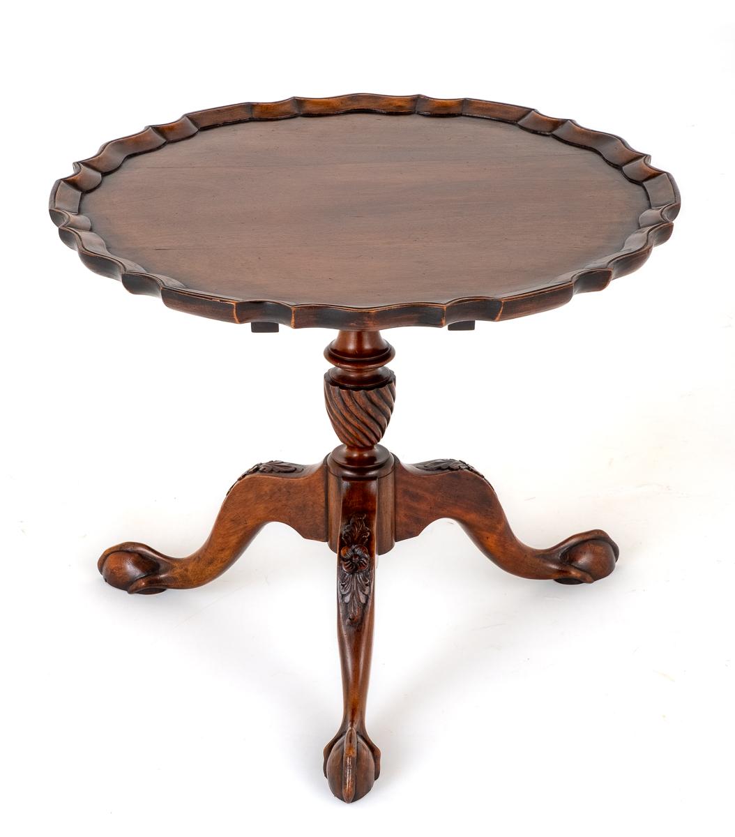 Mahogany Chippendale Style Wine Table (1 of 6) Mahogany Chippendale Style Wine Table (1 of 6)