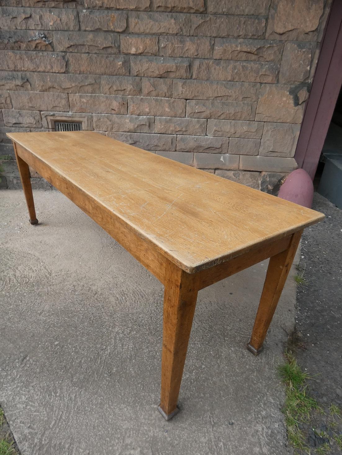 Solid Oak Kitchen Table 1900s (1 of 10) Solid Oak Kitchen Table 1900s (1 of 10)