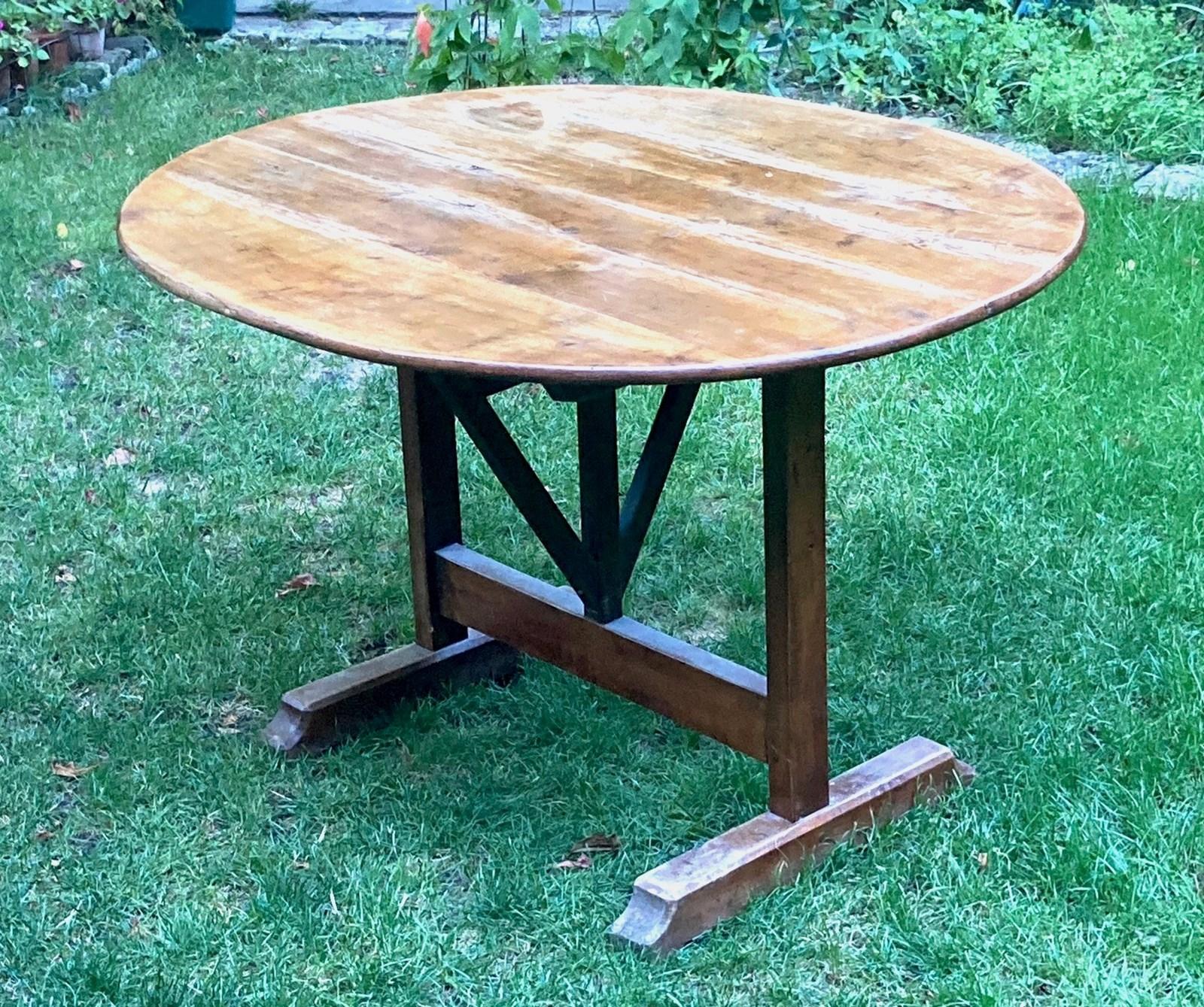 Wine Grower's 'Tasting' Table Made of Cherrywood (1 of 6) Wine Grower's 'Tasting' Table Made of Cherrywood (1 of 6)