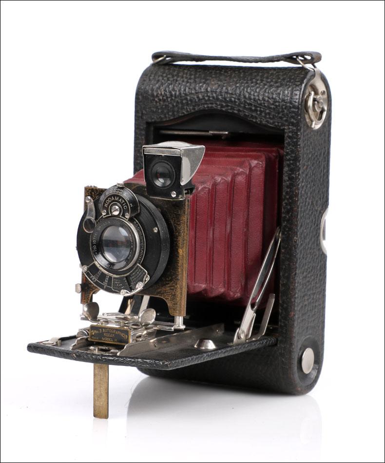Antique Kodak Autographic No.3 Model H Camera with Red Bellows. USA, c. 1916 (1 of 19)