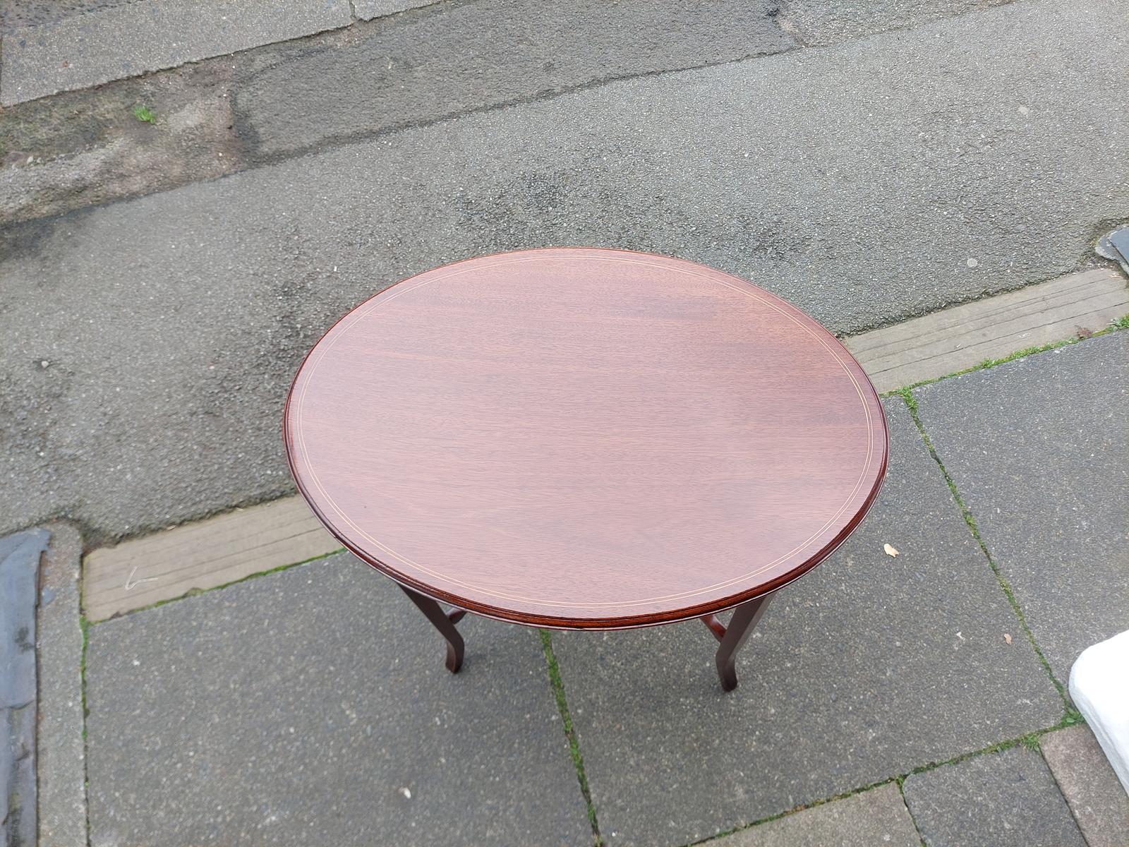Edwardian Mahogany Oval Occasional Side Lamp Table (1 of 7) Edwardian Mahogany Oval Occasional Side Lamp Table (1 of 7)