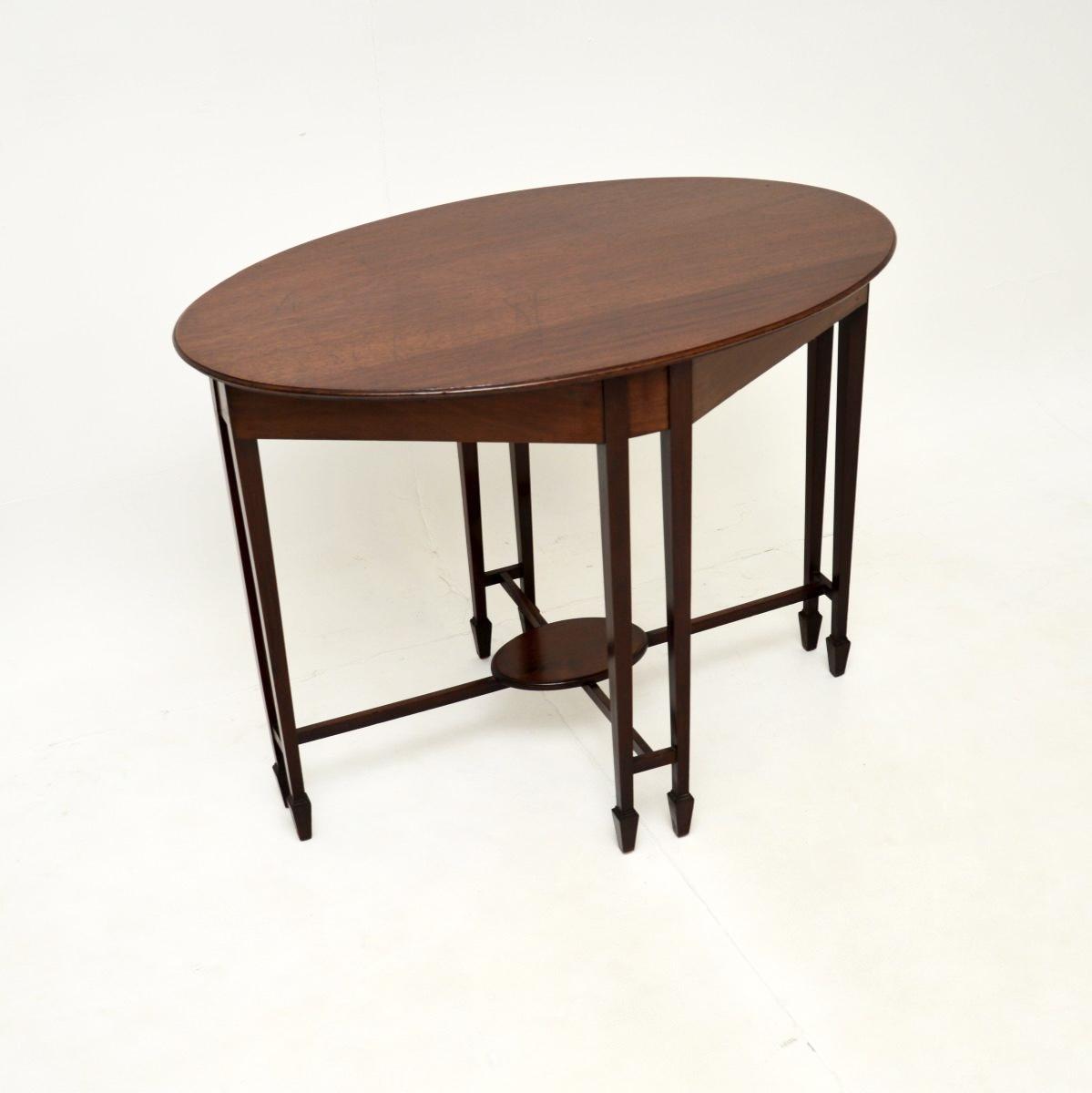 Antique Edwardian Mahogany Occasional Side Table (1 of 6) Antique Edwardian Mahogany Occasional Side Table (1 of 6)
