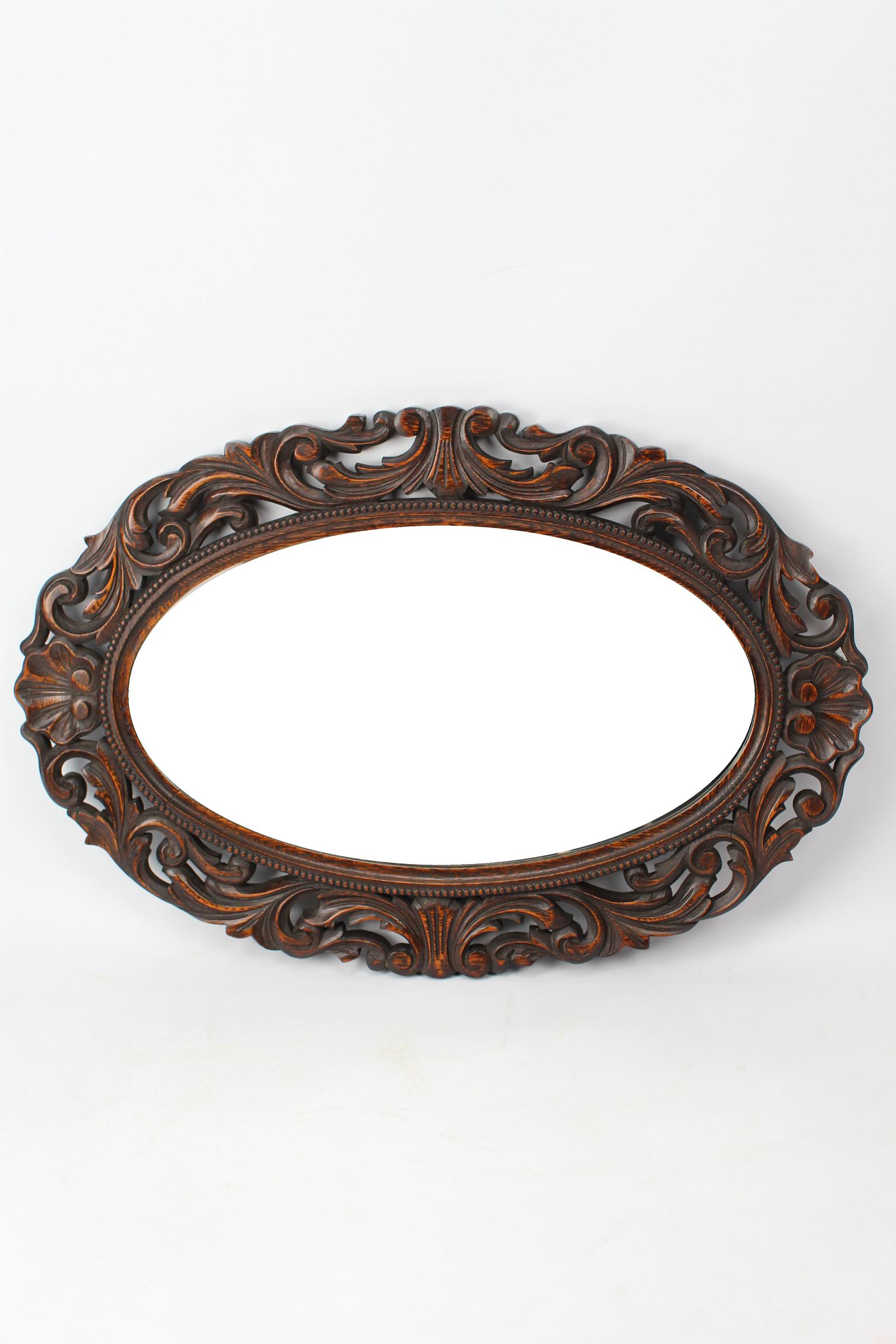 An Antique Victorian Carved Oak Oval Mirror (1 of 12)