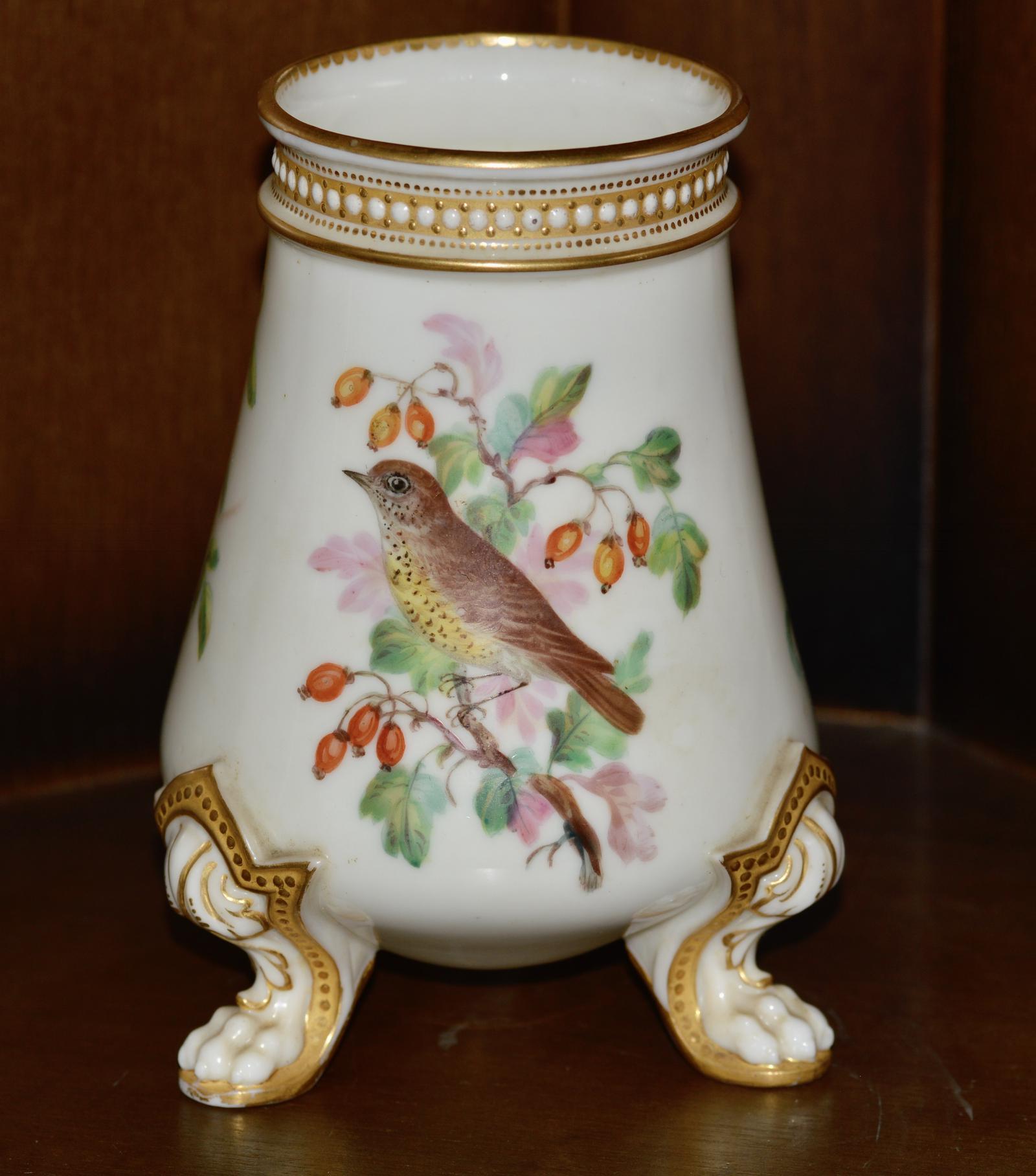 Late 19th Porcelain Century Spill Vase with Garden Bird Images (1 of 8)
