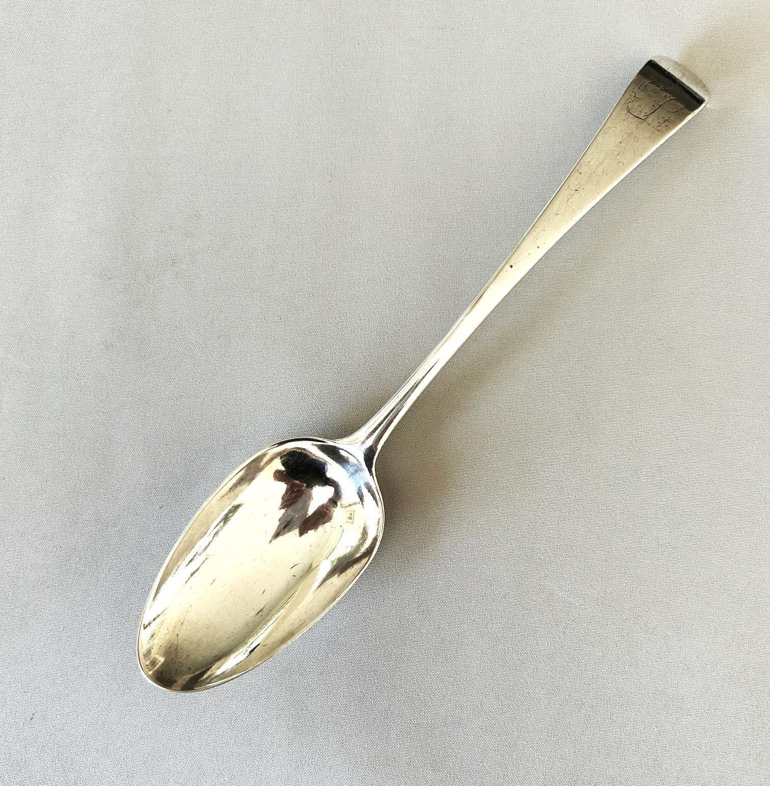 Lovely 18th Century Bottom Marked Silver Tablespoon (1 of 4)