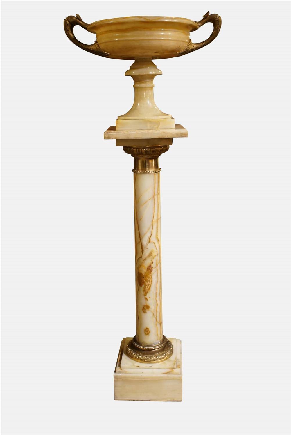 Early 20th Century Onyx Urn (1 of 6) Early 20th Century Onyx Urn (1 of 6)