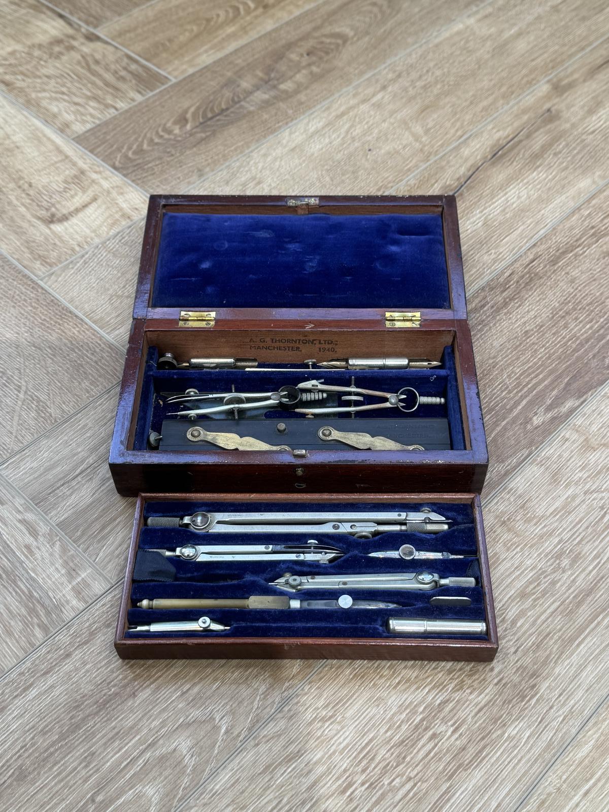 2nd World War Drawing Set (1 of 9)