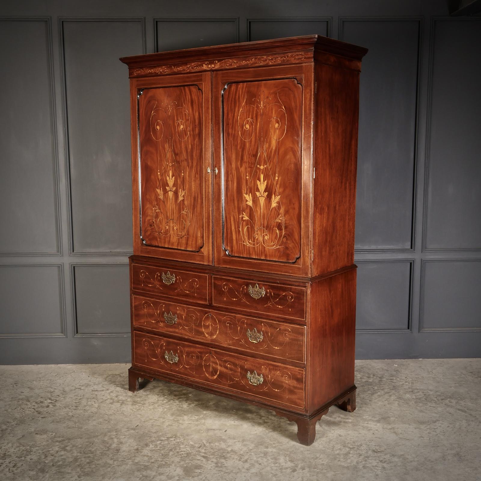 Georgian Marquetry Inlaid Mahogany Linen Press (1 of 10) Georgian Marquetry Inlaid Mahogany Linen Press (1 of 10)