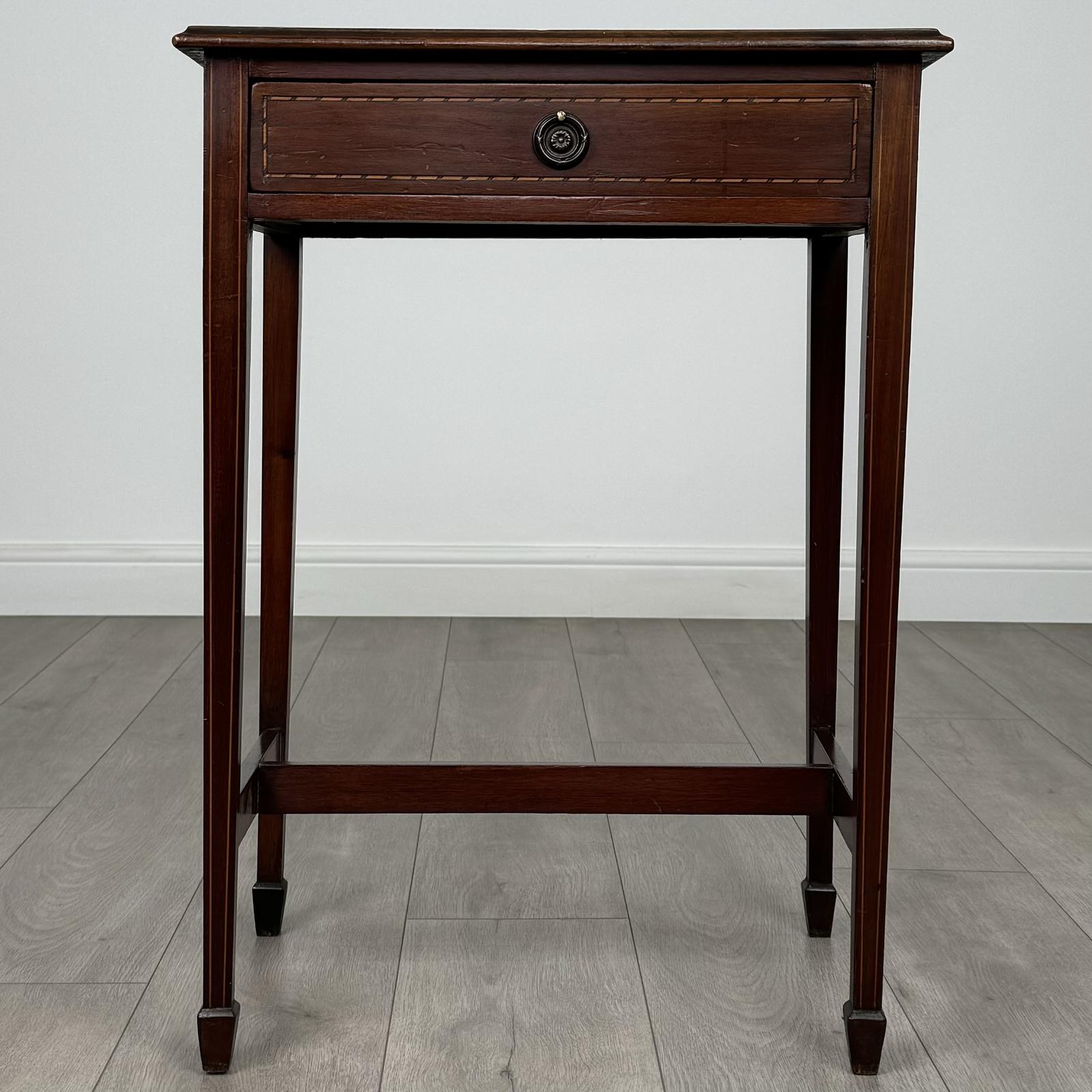 Antique 20th Century Inlaid Side Table In Mahogany (1 of 11) Antique 20th Century Inlaid Side Table In Mahogany (1 of 11)