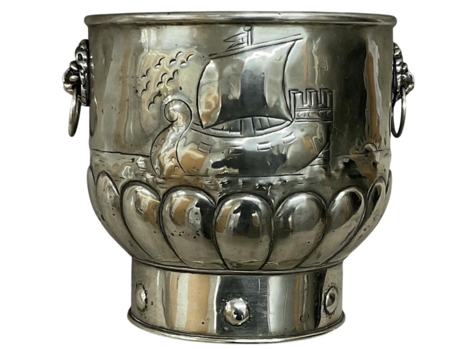 Arts & Crafts Repousse Brass Planter / Jardiniere with Galleon Decoration Victorian c.1880 (1 of 7) Arts & Crafts Repousse Brass Planter / Jardiniere with Galleon Decoration Victorian c.1880 (1 of 7)