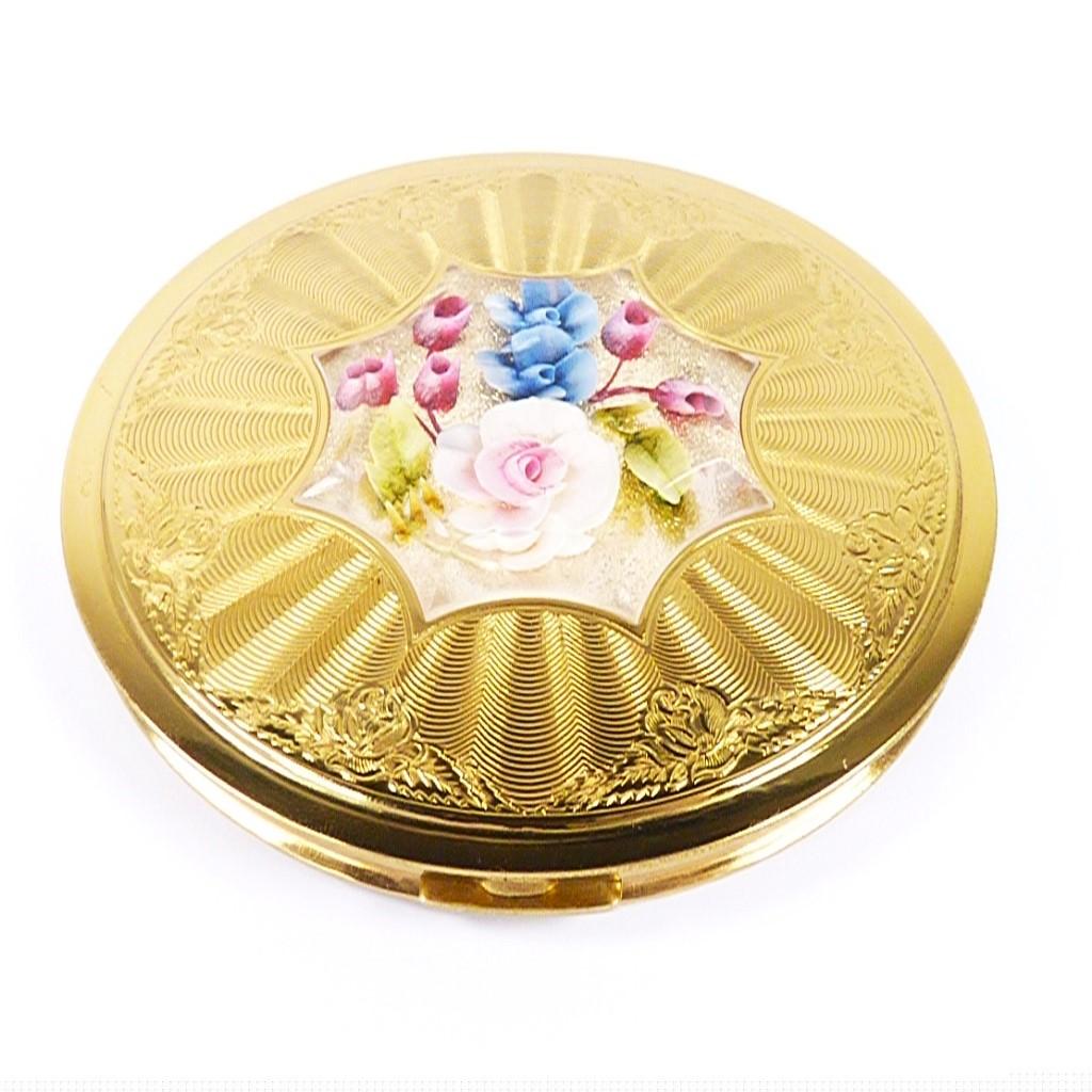 Large Vintage Lucite Powder Compact (1 of 8)
