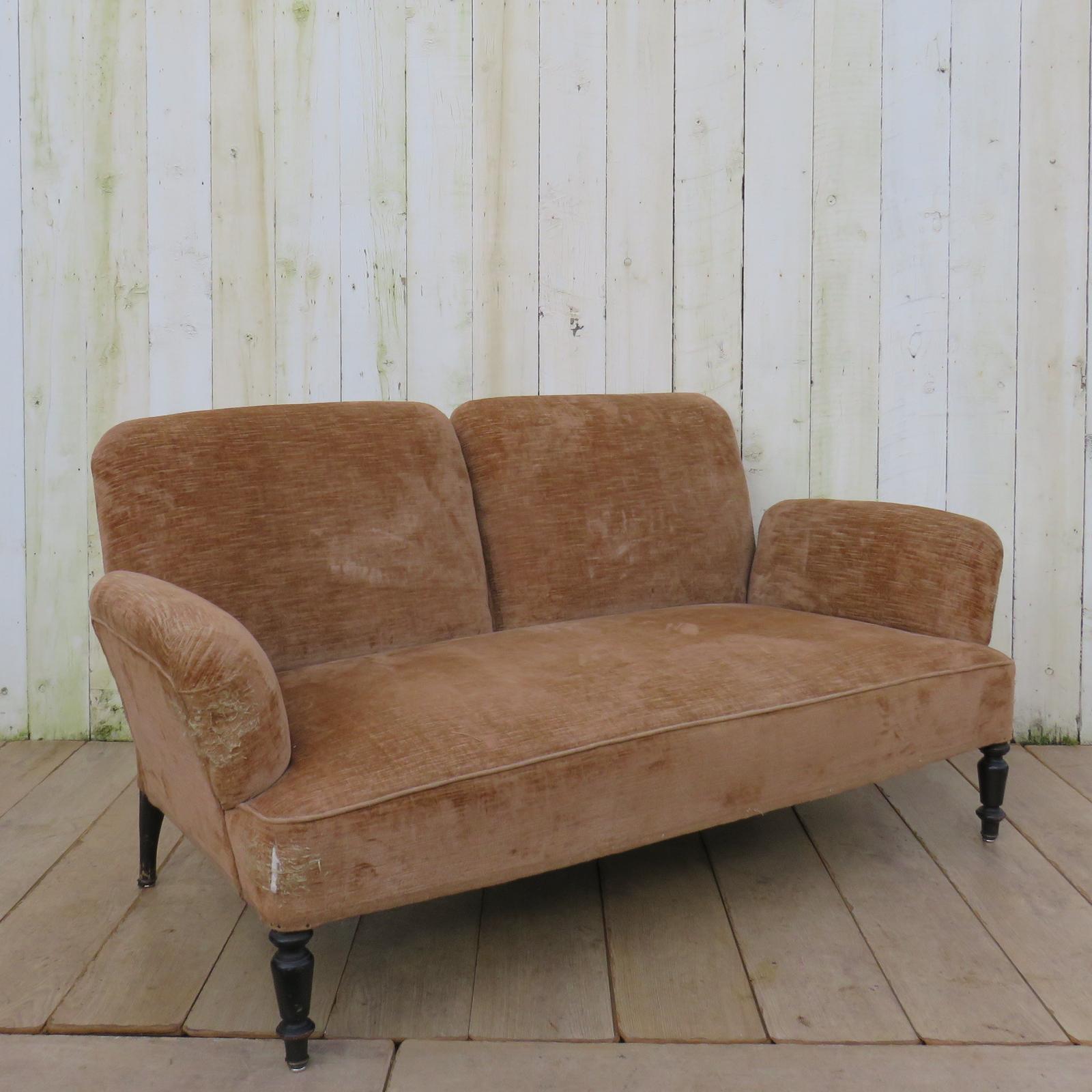 Antique Napoleon III Sofa (1 of 9) Antique Napoleon III Sofa (1 of 9)