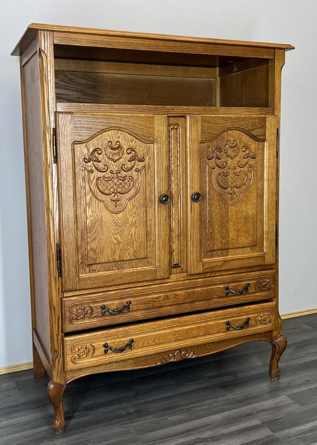 Cabinet Vintage French Style Oak Sideboard Carved Cabinet (1 of 15) Cabinet Vintage French Style Oak Sideboard Carved Cabinet (1 of 15)