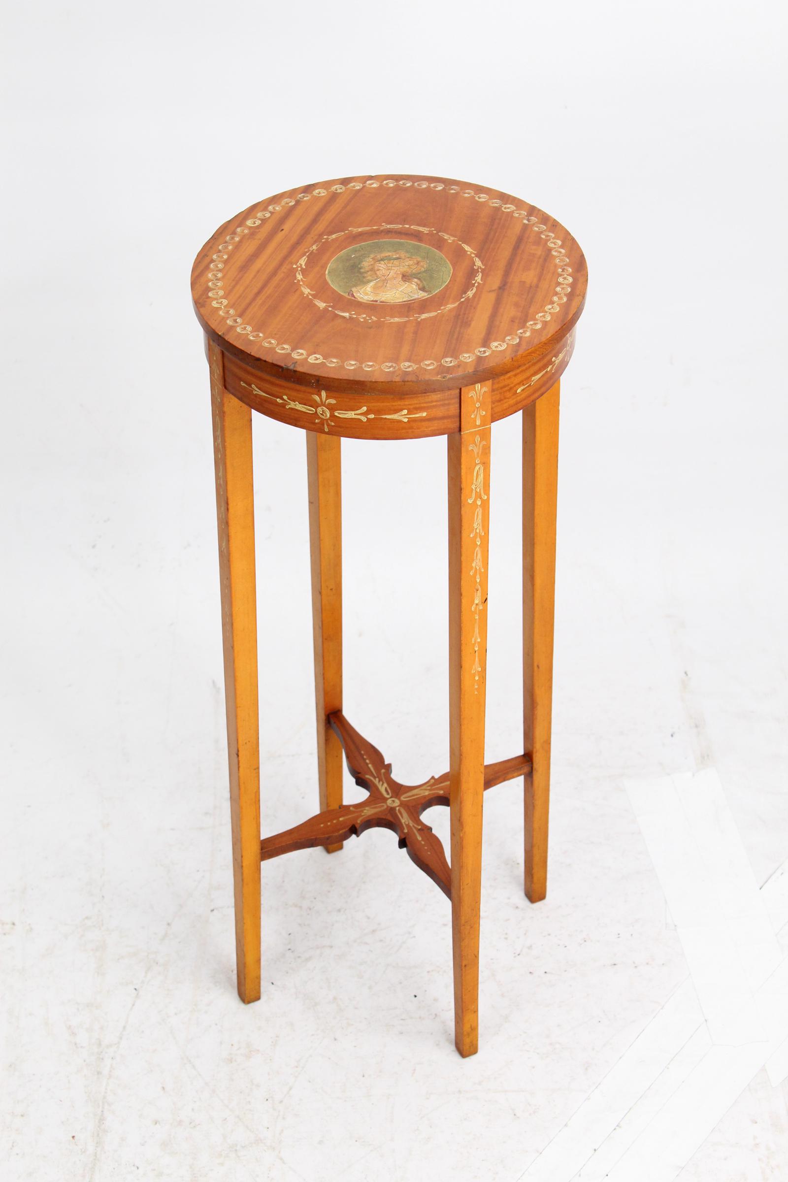 Small Edwardian Painted Satinwood Plant Stand / Jardinière (1 of 13) Small Edwardian Painted Satinwood Plant Stand / Jardinière (1 of 13)
