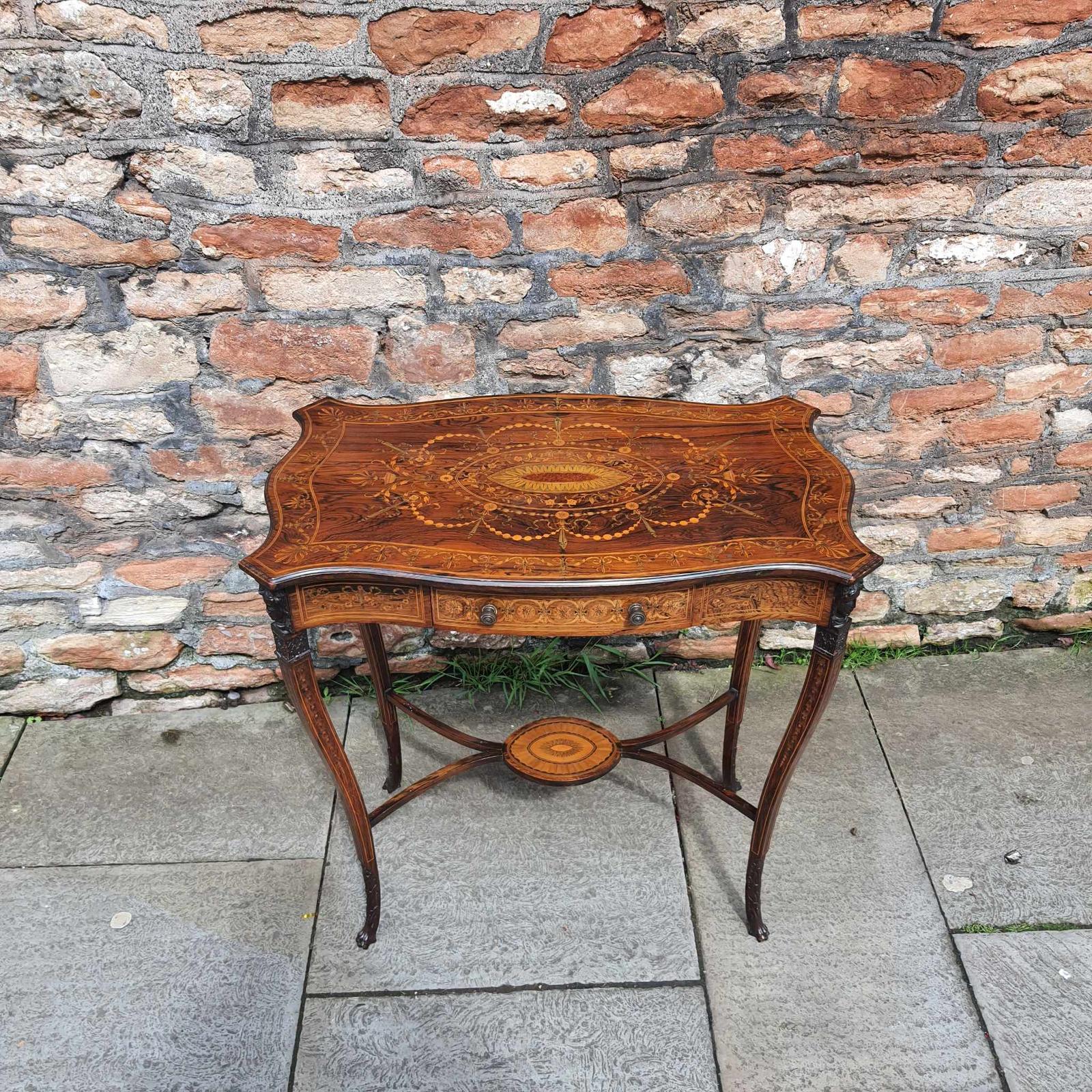 Fabulous Marquetry Side Table (1 of 13)