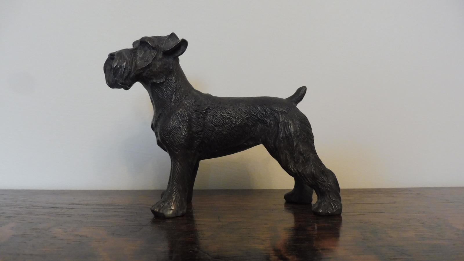 Antique Bronze Model of Terrier (1 of 12)