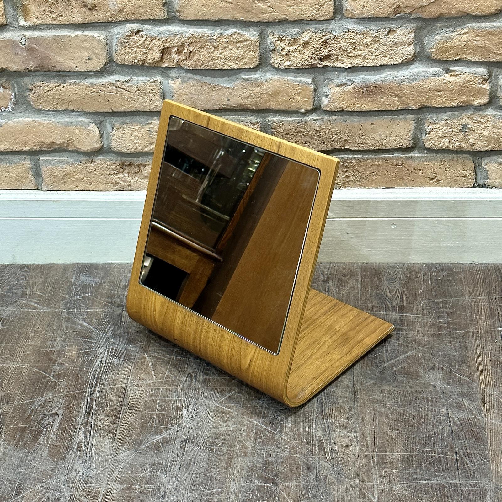 1960s Shoe Mirror (2) (1 of 3)