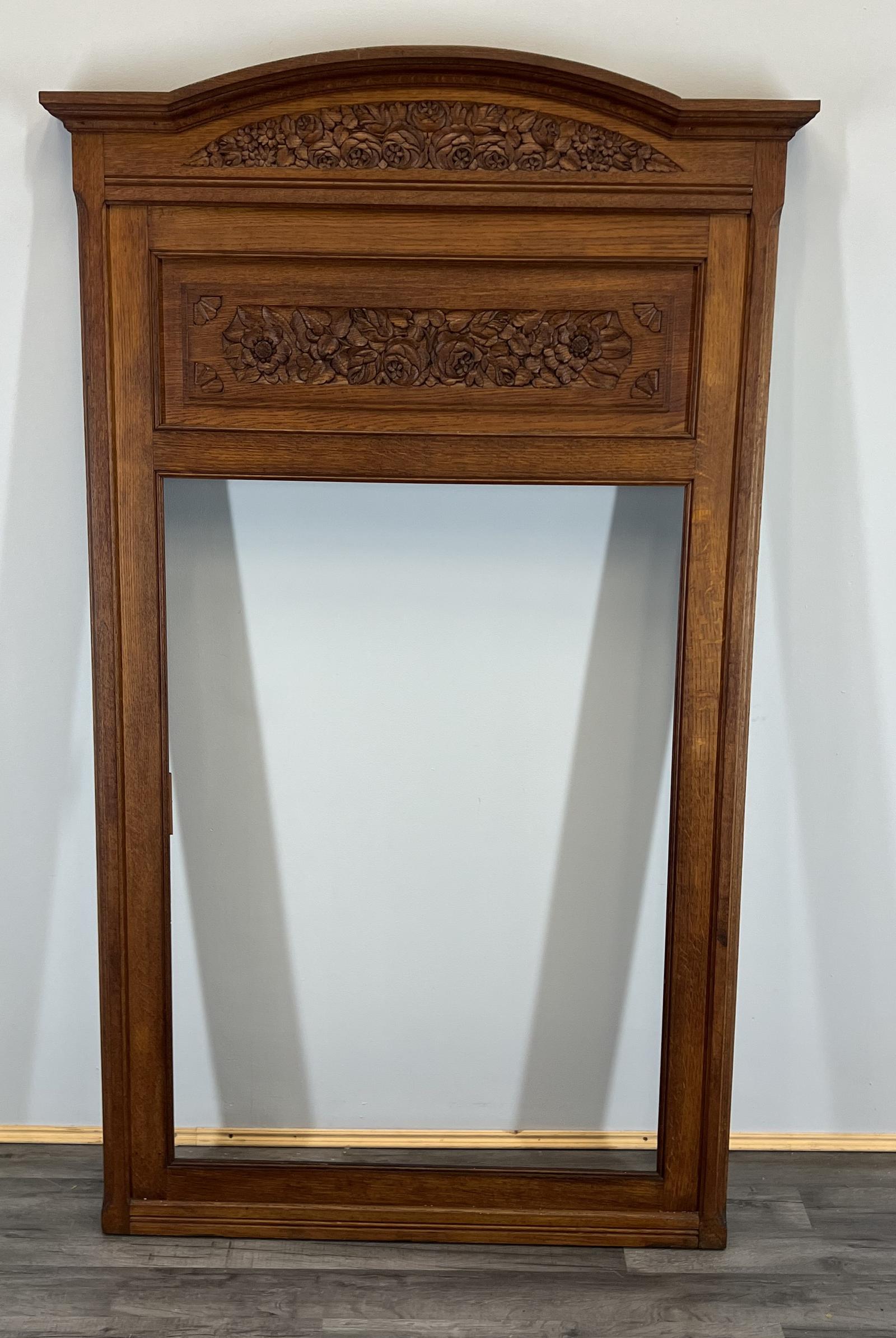 Antique Carved Wooden Frame – Exquisite Floral Design (1 of 6)