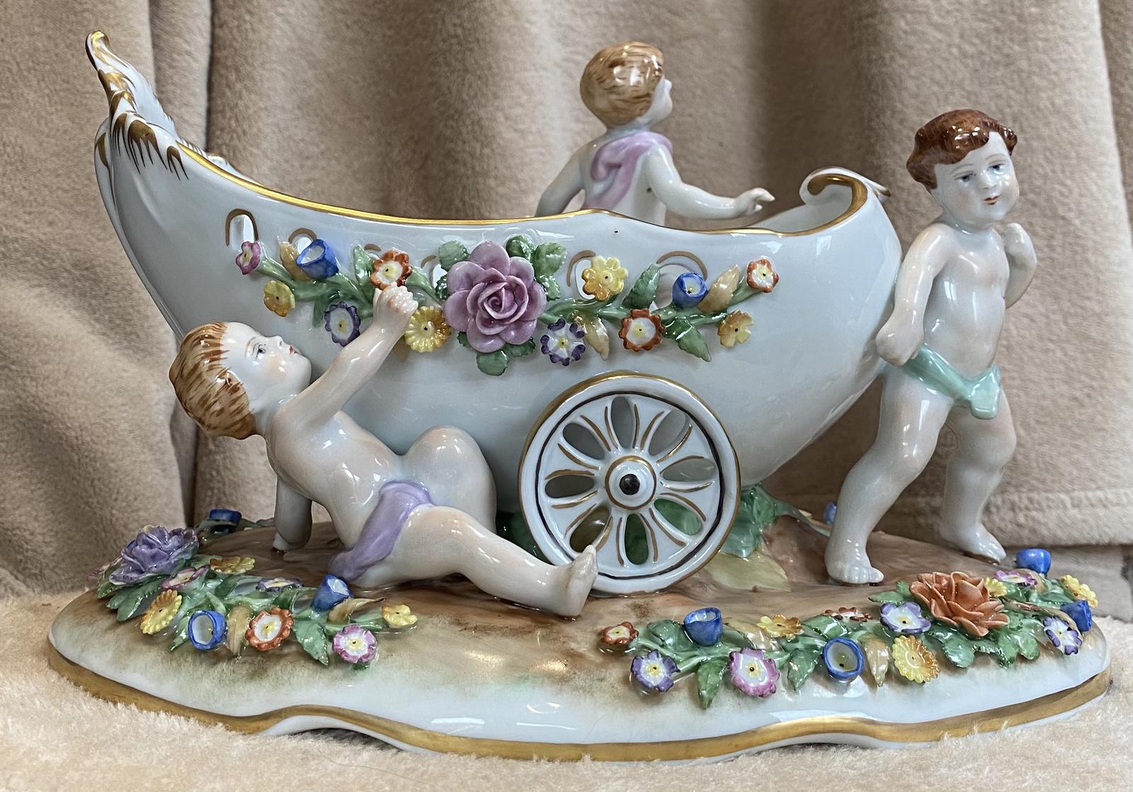 Dresden Porcelain Table Centre Piece (1 of 6)