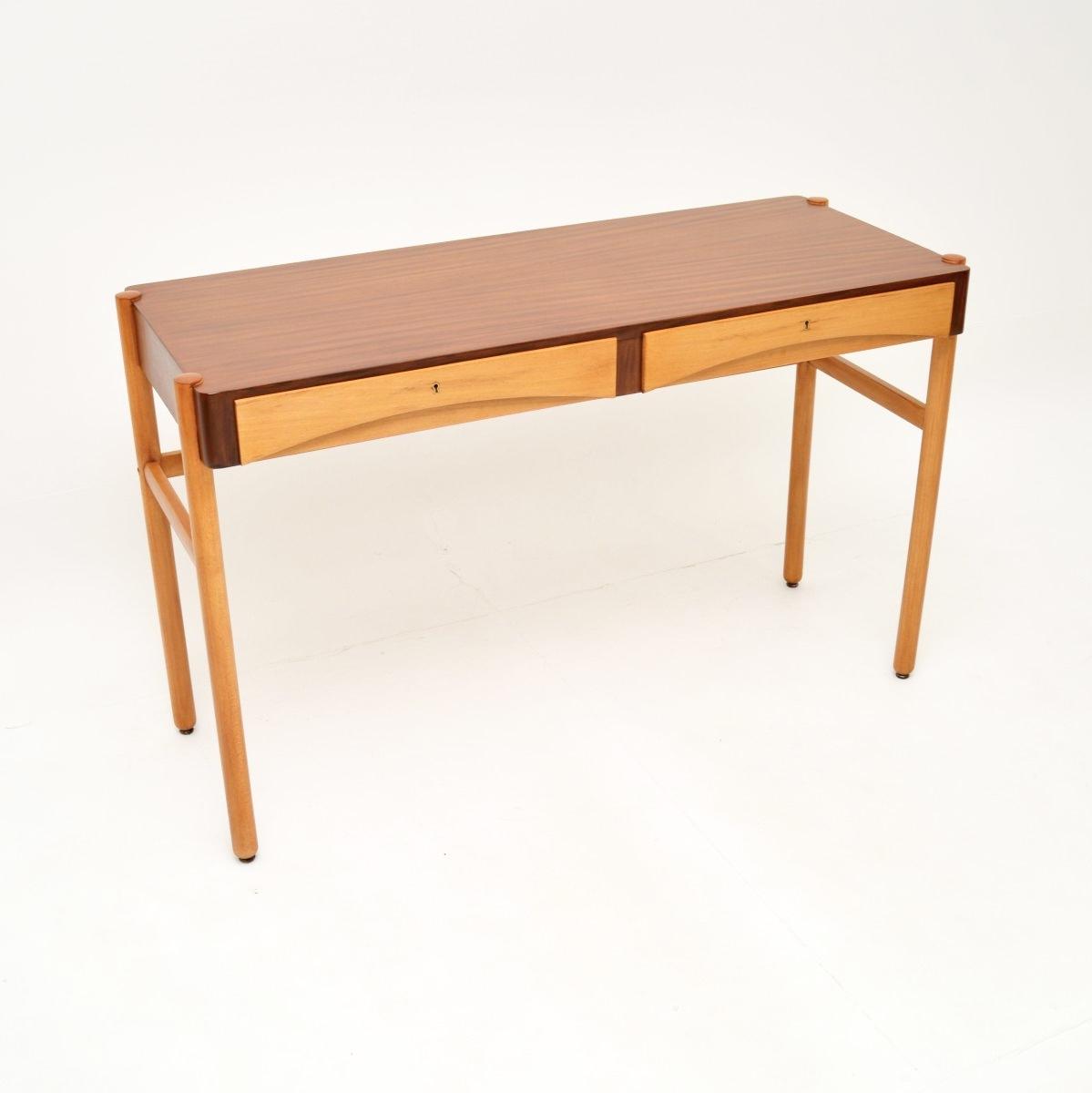 Vintage Swedish Walnut Desk / Console Table by Bertil Fridhagen (1 of 10) Vintage Swedish Walnut Desk / Console Table by Bertil Fridhagen (1 of 10)