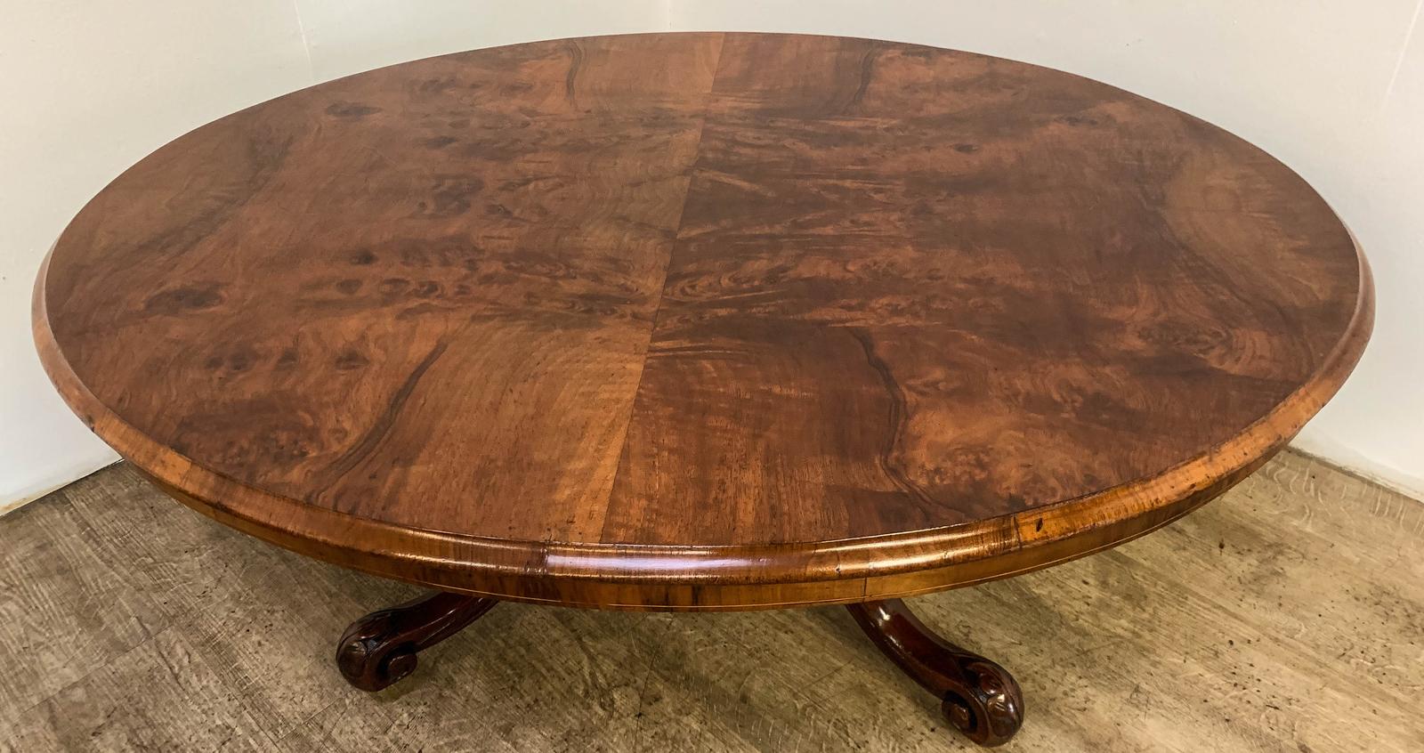 Victorian Ovel Coffee Table in Walnut (1 of 7) Victorian Ovel Coffee Table in Walnut (1 of 7)