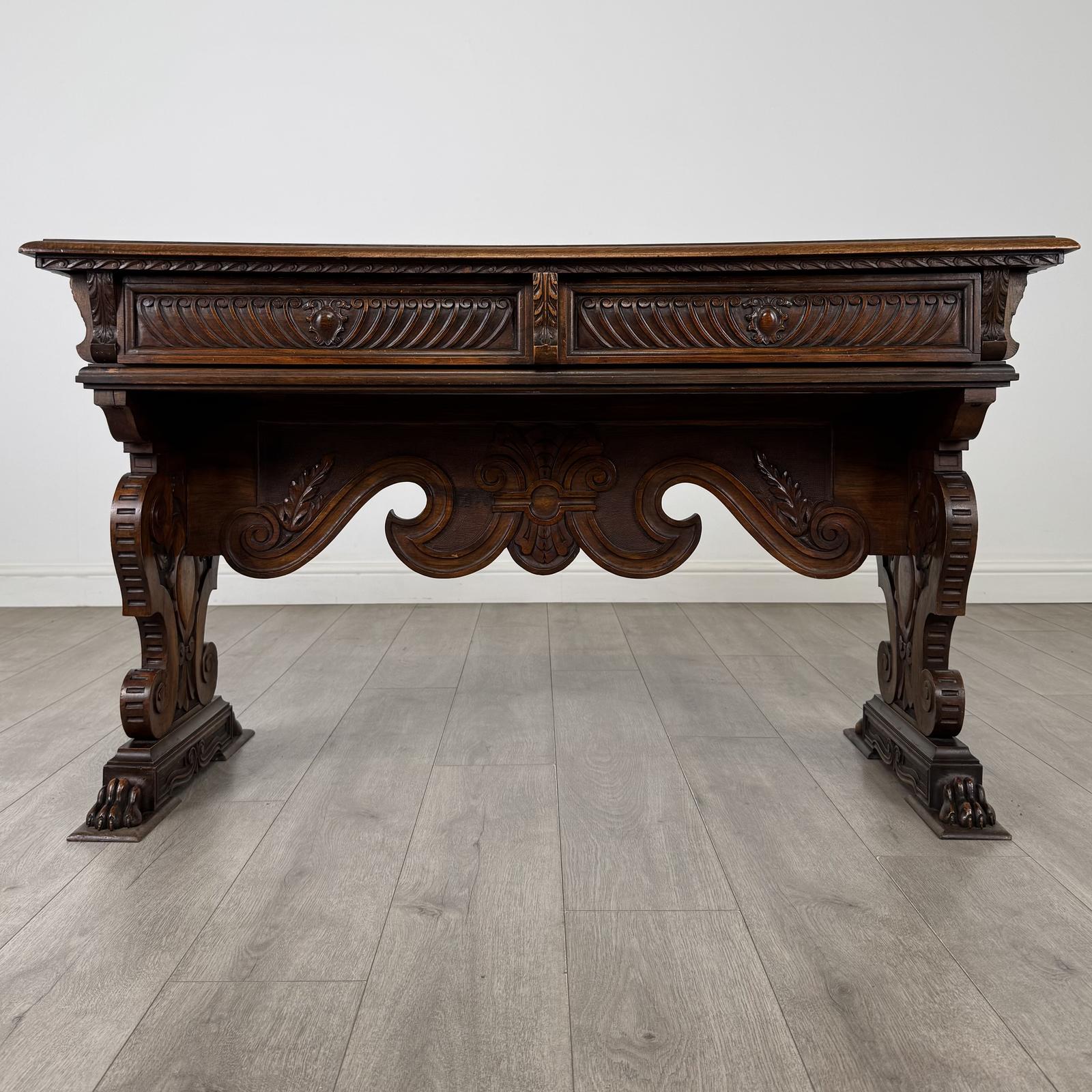 Antique 19th Century French Style Side Table In Walnut (1 of 11) Antique 19th Century French Style Side Table In Walnut (1 of 11)