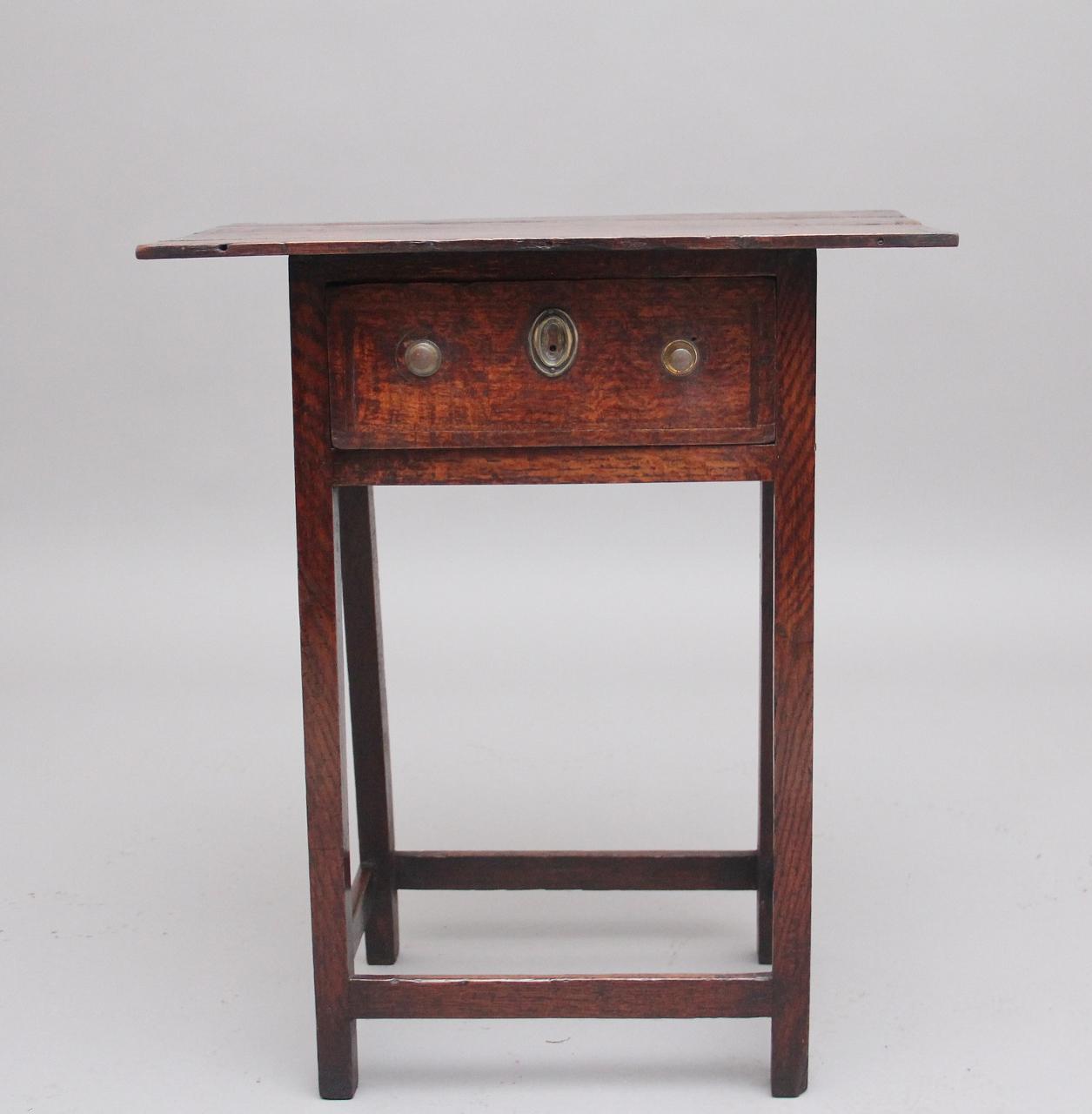 Early 19th Century Country Oak Side Table (1 of 9) Early 19th Century Country Oak Side Table (1 of 9)