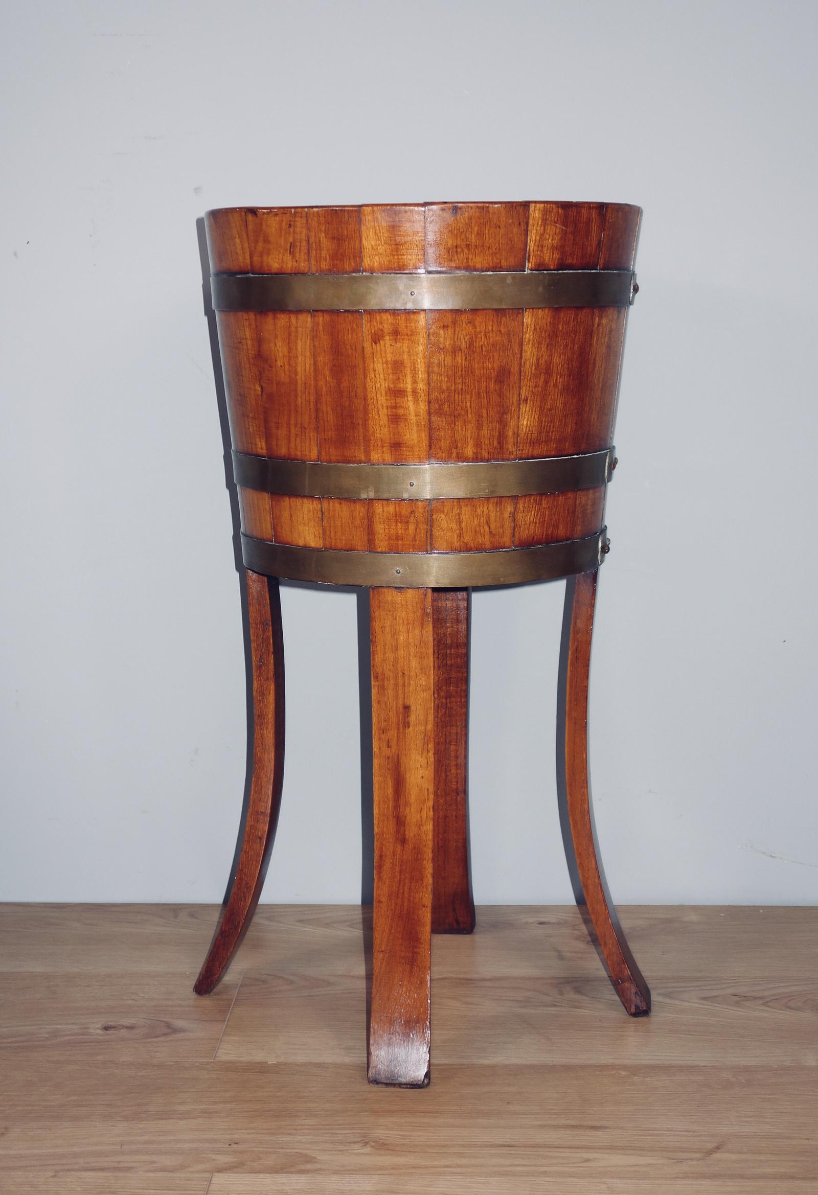 Small Edwardian Jardiniere (1 of 5) Small Edwardian Jardiniere (1 of 5)