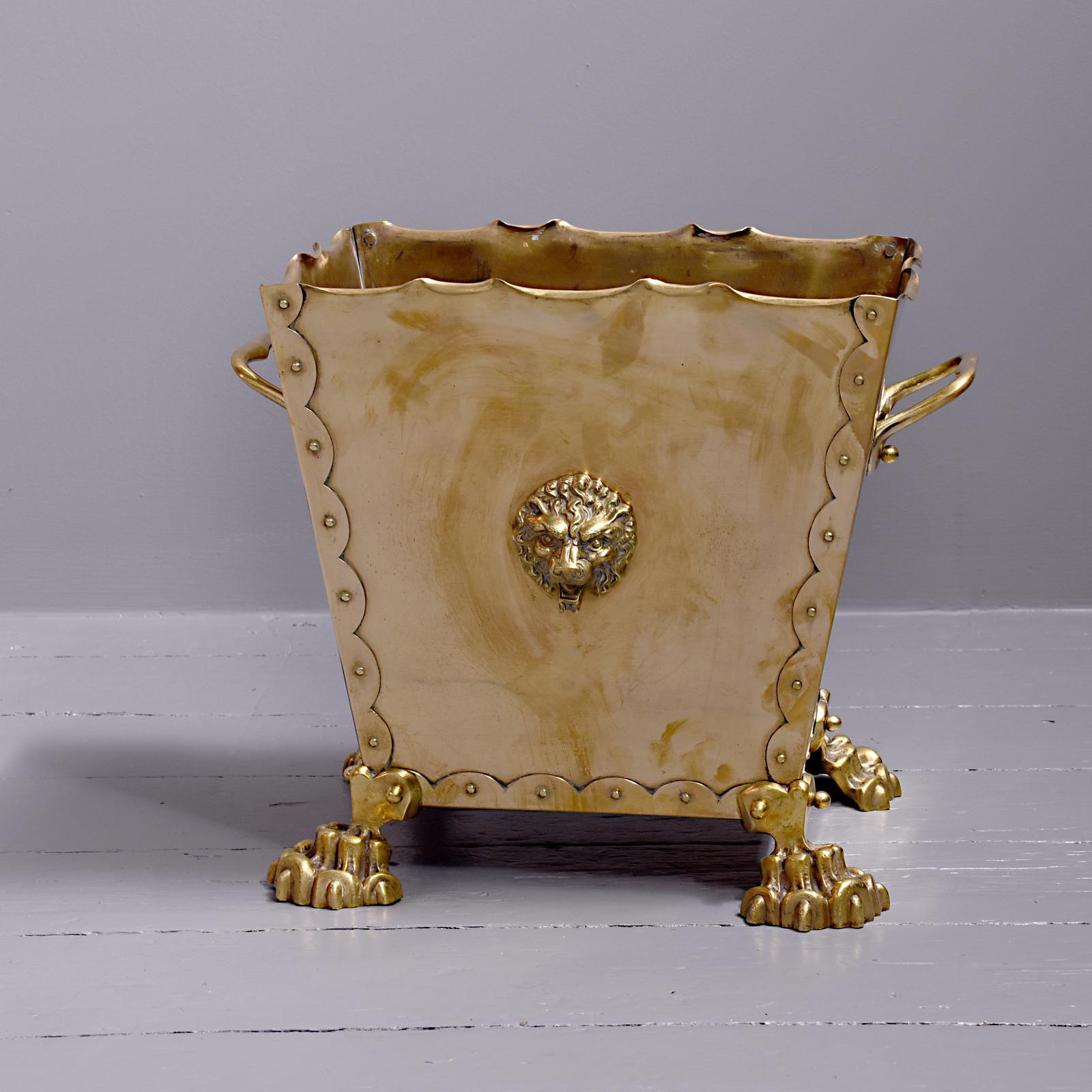 Fine Quality Victorian Brass Rectangular Coal Bucket/wastepaper Bin (1 of 5)