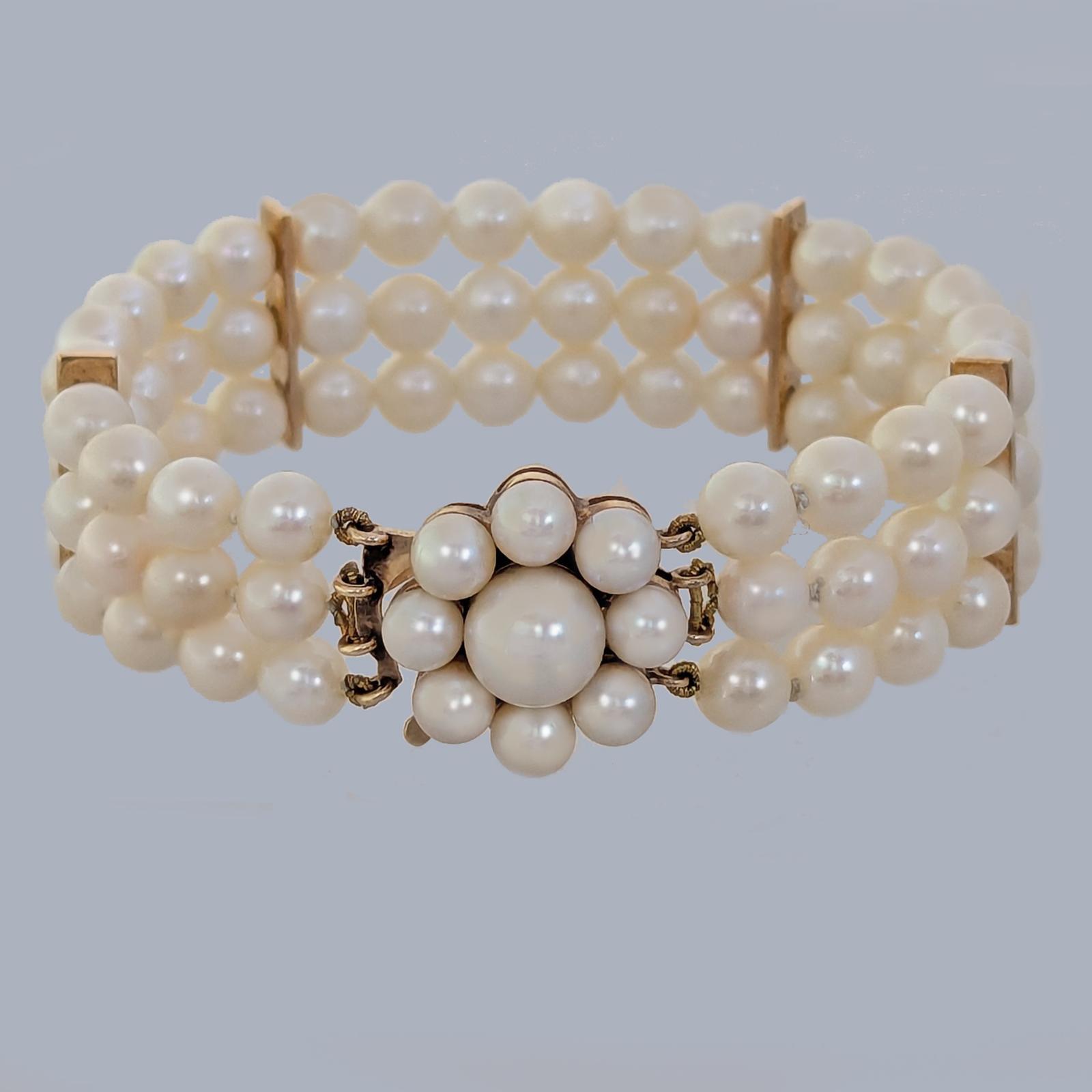 English Post 1940s Jewellery - main image
