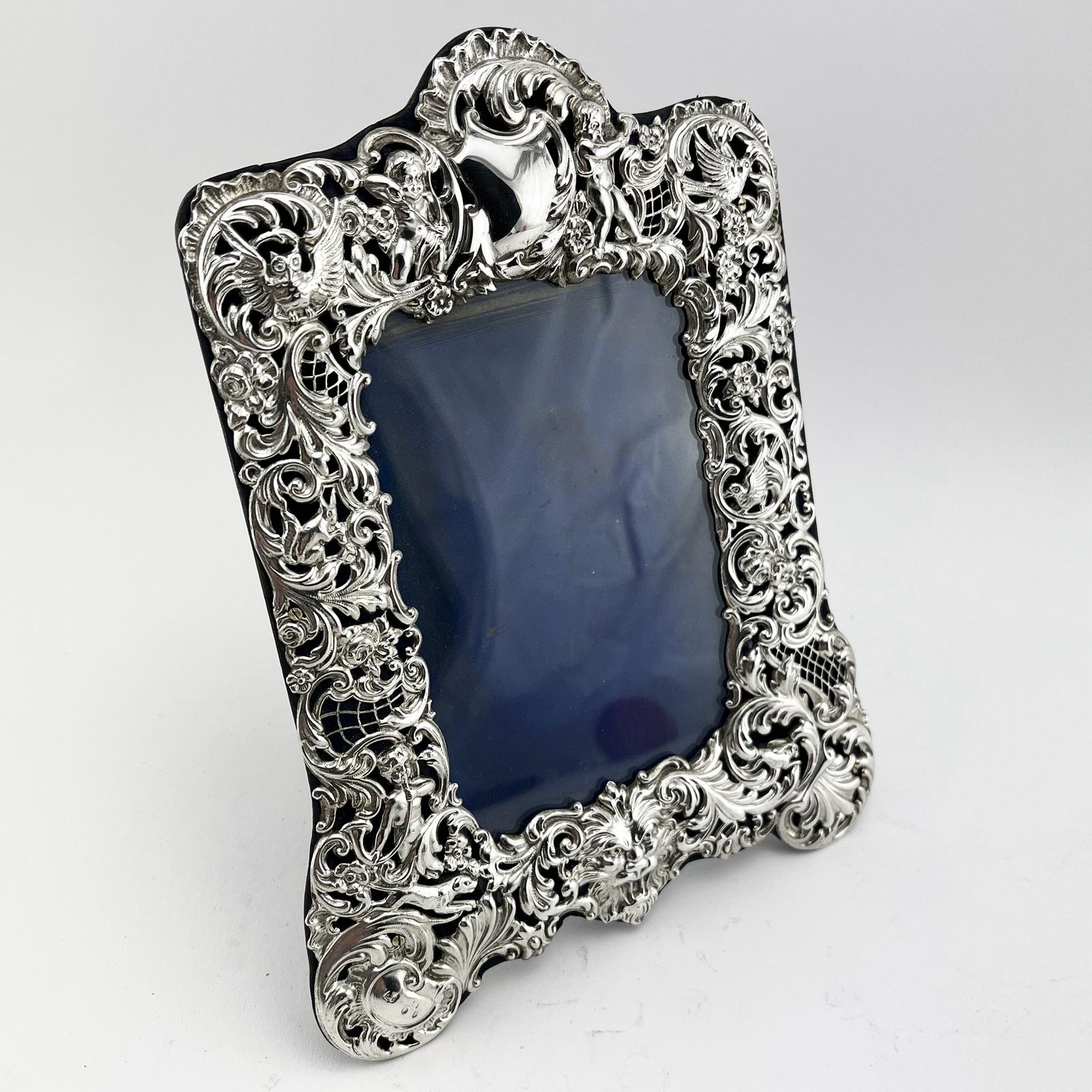 Decorative Rectangular Victorian Sterling Silver Photo Frame (1 of 8)