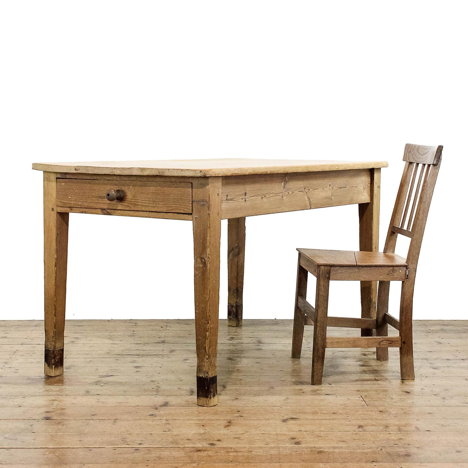 Antique Victorian Pine Kitchen Table (1 of 10) Antique Victorian Pine Kitchen Table (1 of 10)