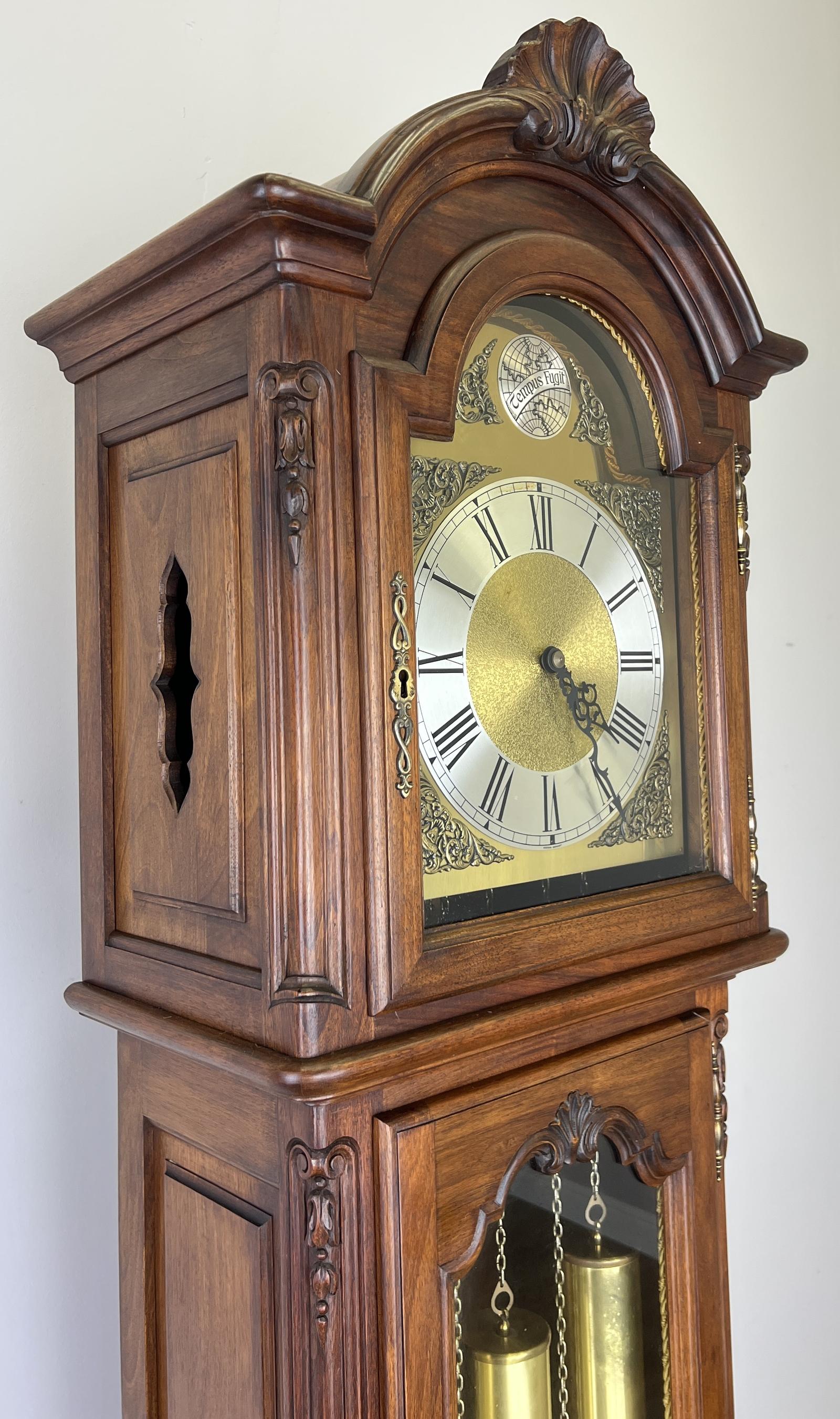 Grandfather Clock Vintage French Style Oak Carved Decorative Clock (1 of 16) Grandfather Clock Vintage French Style Oak Carved Decorative Clock (1 of 16)