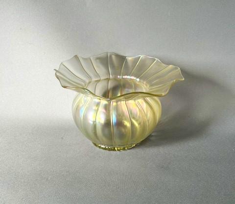 Art Nouveau Iridescent Flower Vase (1 of 7) Art Nouveau Iridescent Flower Vase (1 of 7)