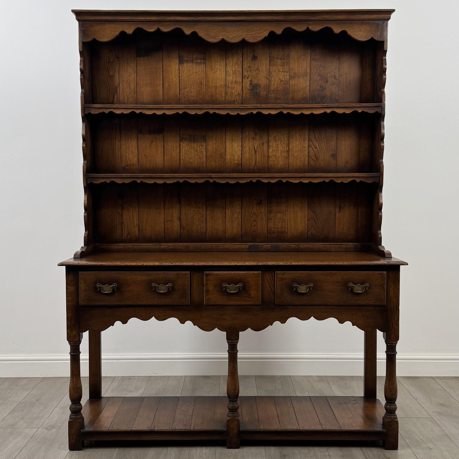 Antique 20th Century Fine Quality Welsh Dresser In Oak (1 of 11) Antique 20th Century Fine Quality Welsh Dresser In Oak (1 of 11)